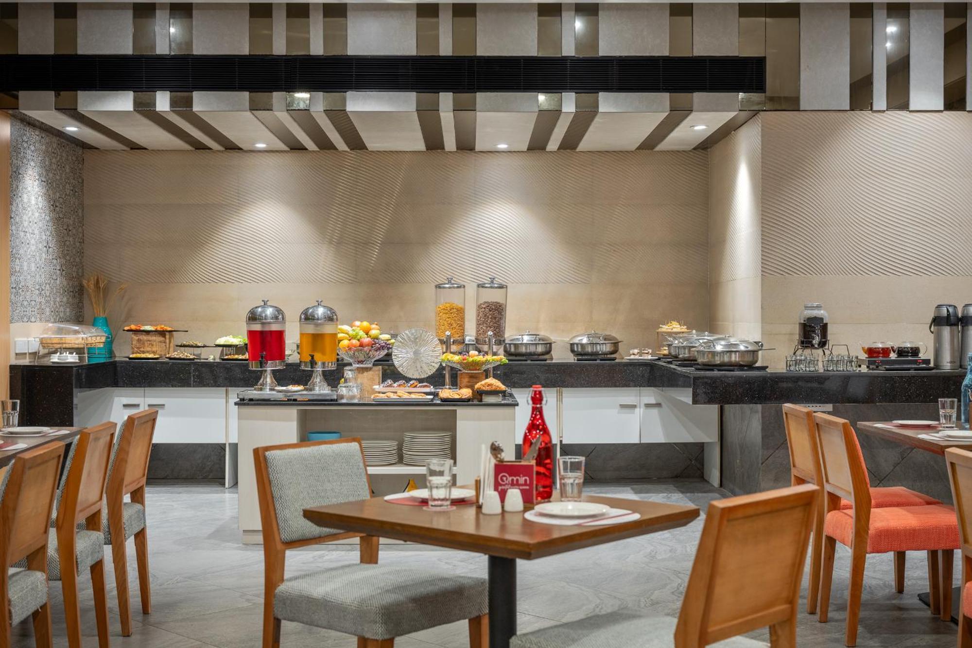 Hotel Ginger Mg Road 4*