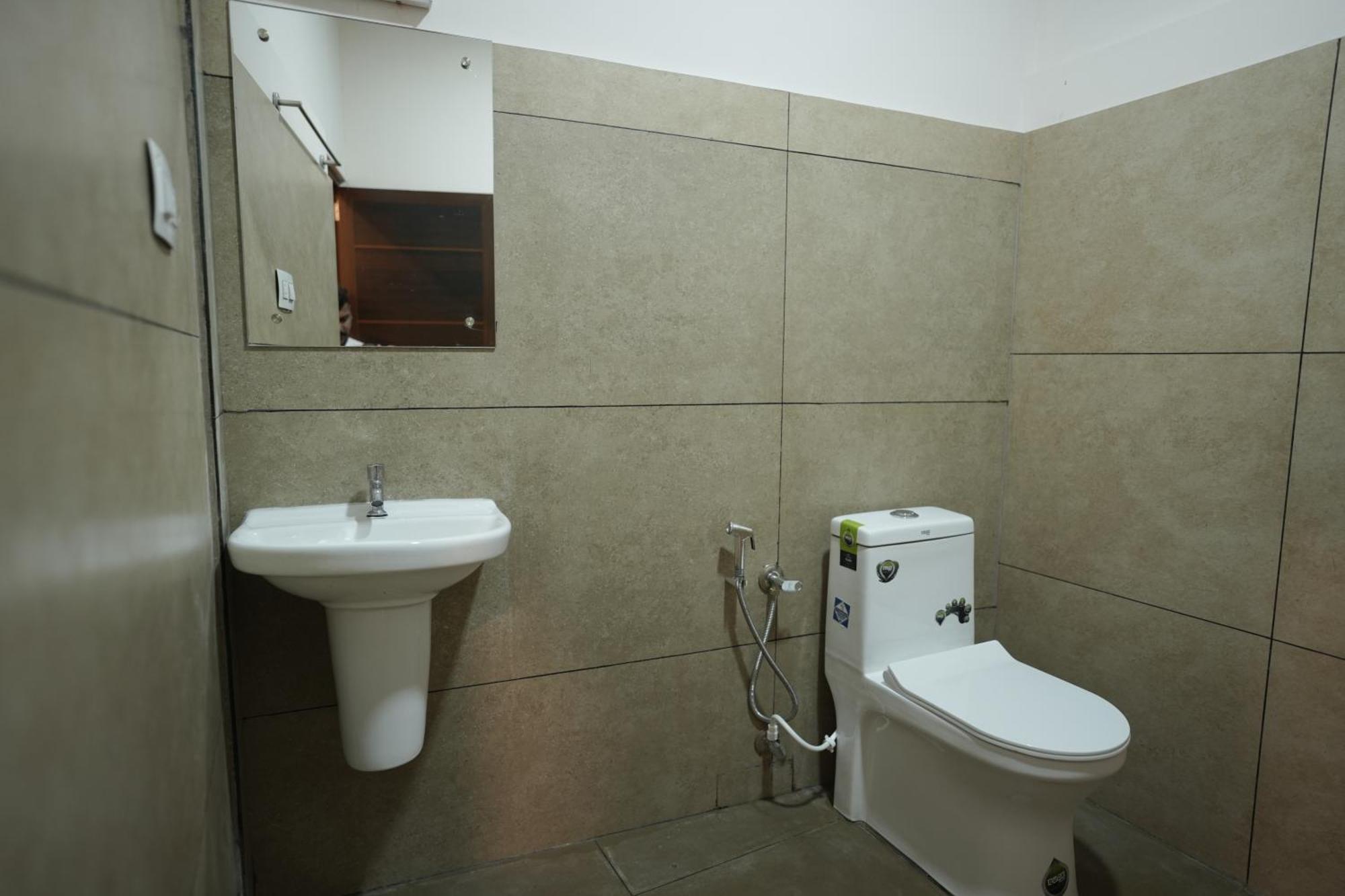Reach Residency Hotel