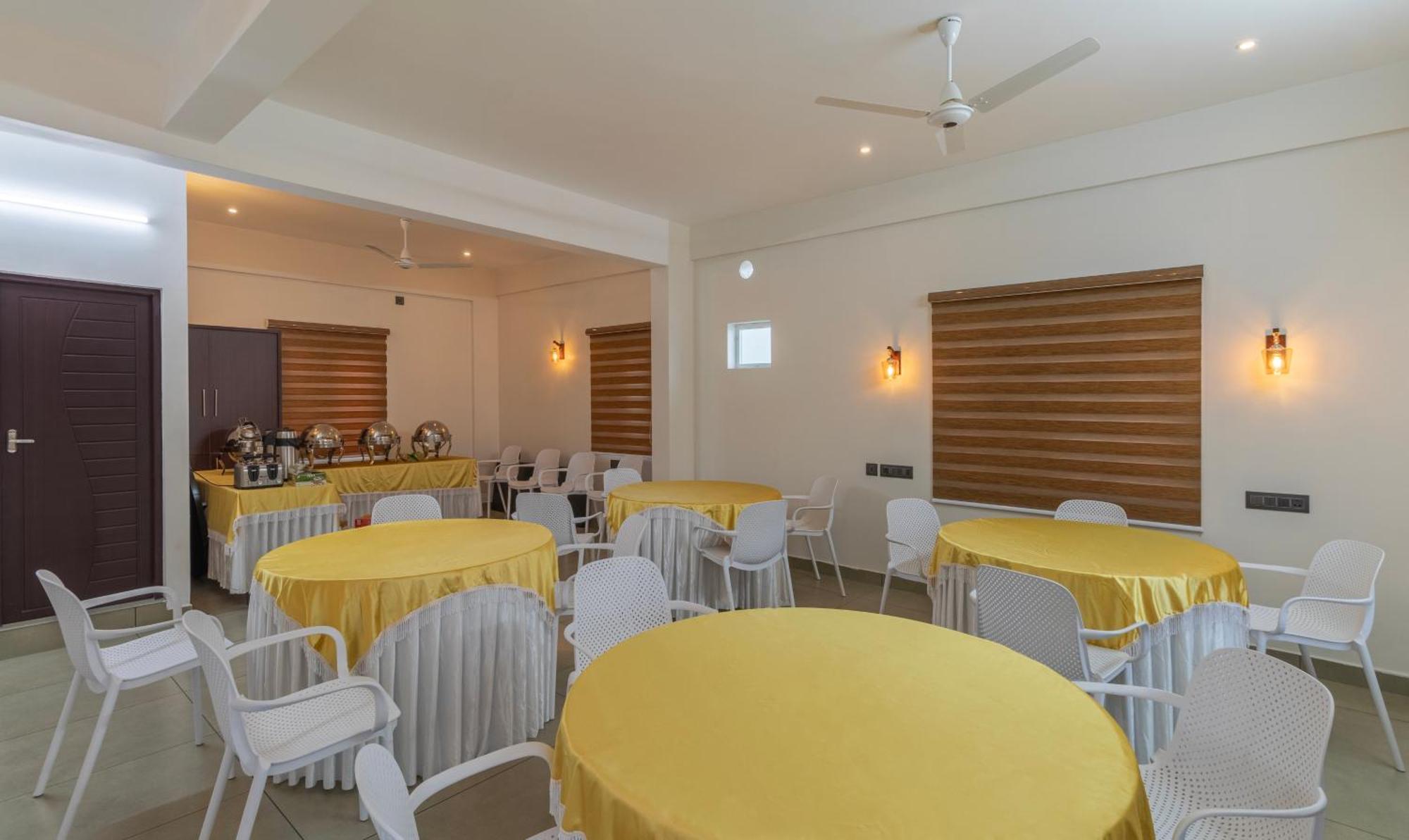 Hotel Treebo Amigos Residency Cochin Airport Kochi