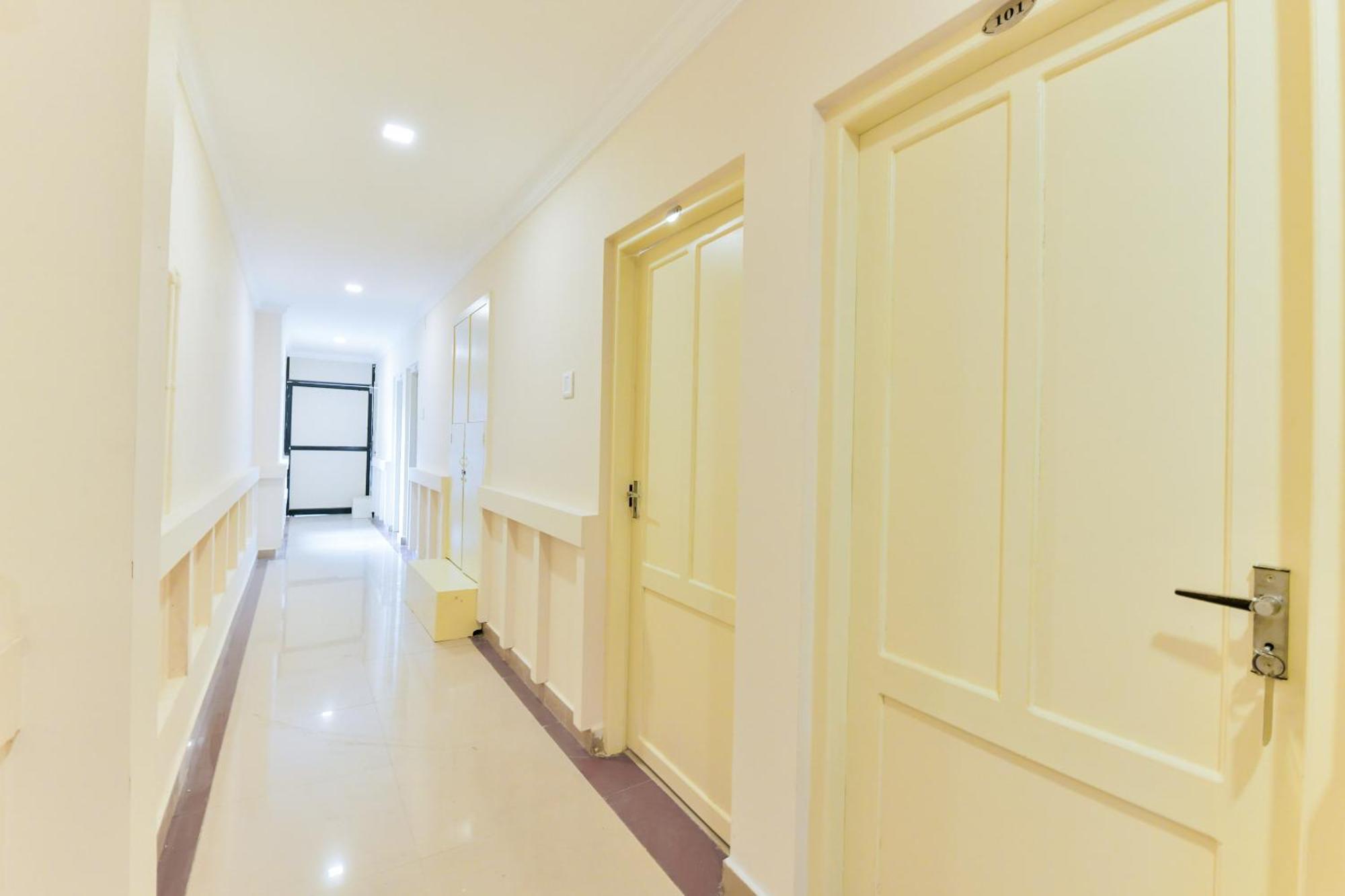 Oyo Flagship 16659 Keyen Arcade Hotel