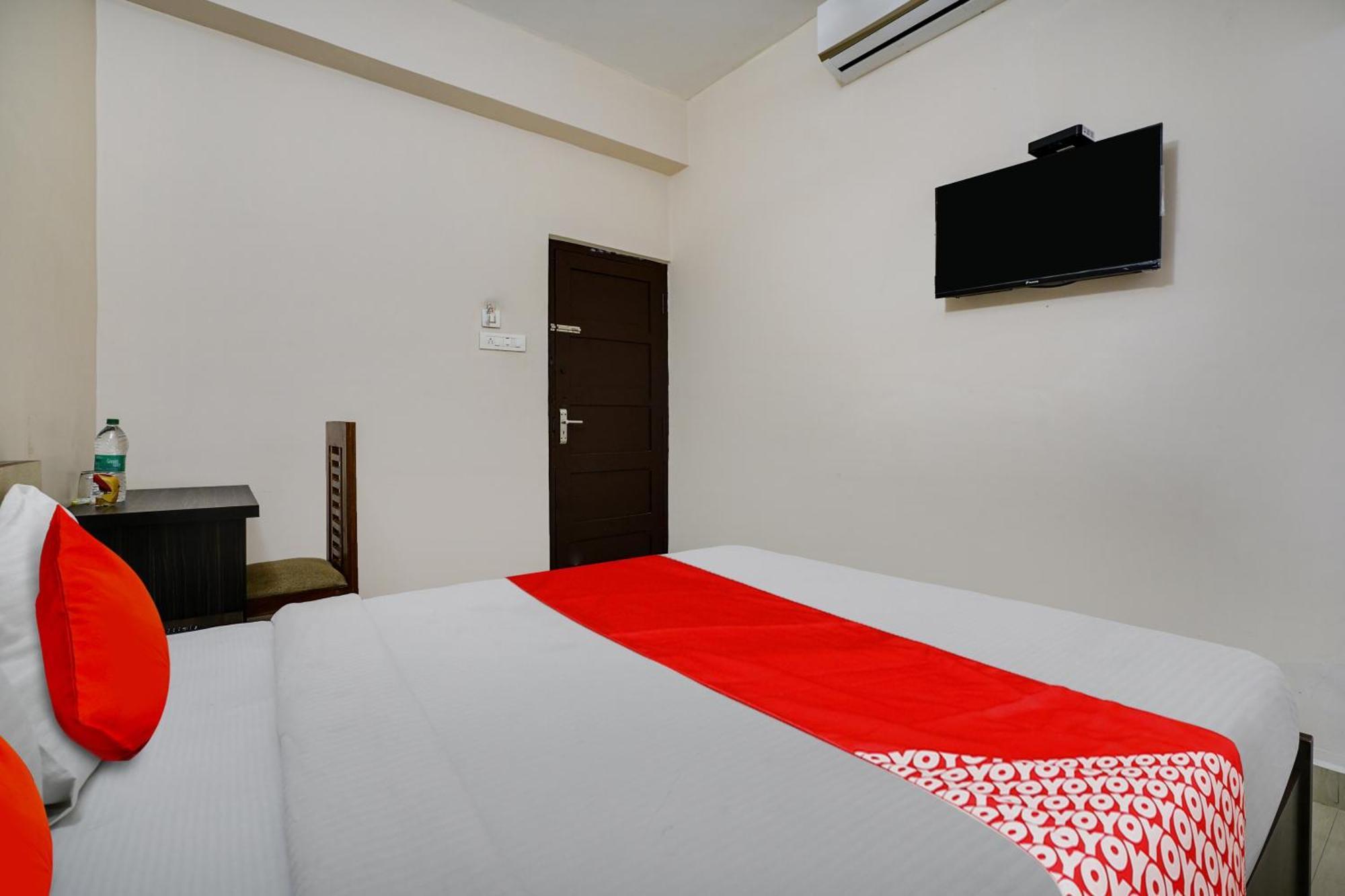 Oyo Flagship Arrows Tourist Hotel Kochi