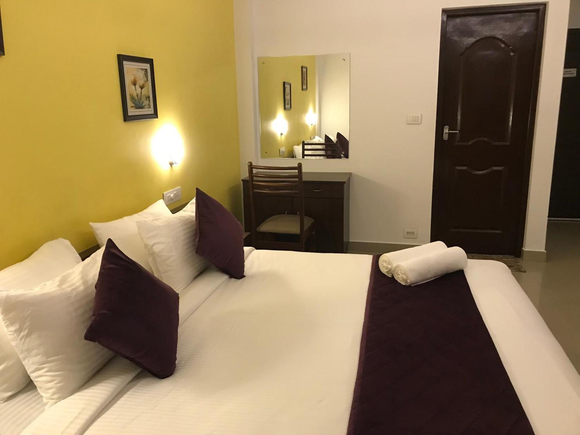 North Centre Hotel 3*