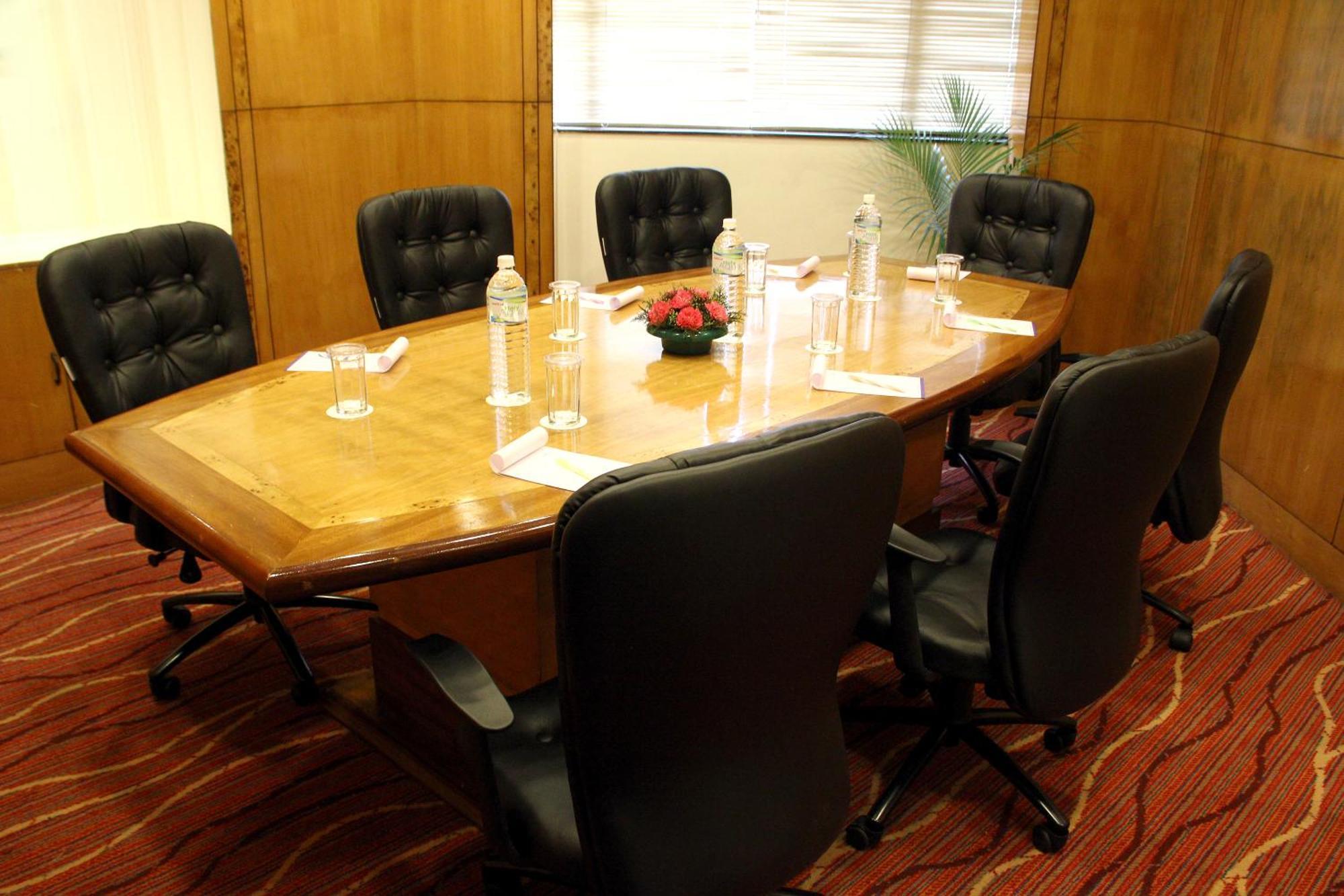 Hotel Gokulam Park & Convention Centre