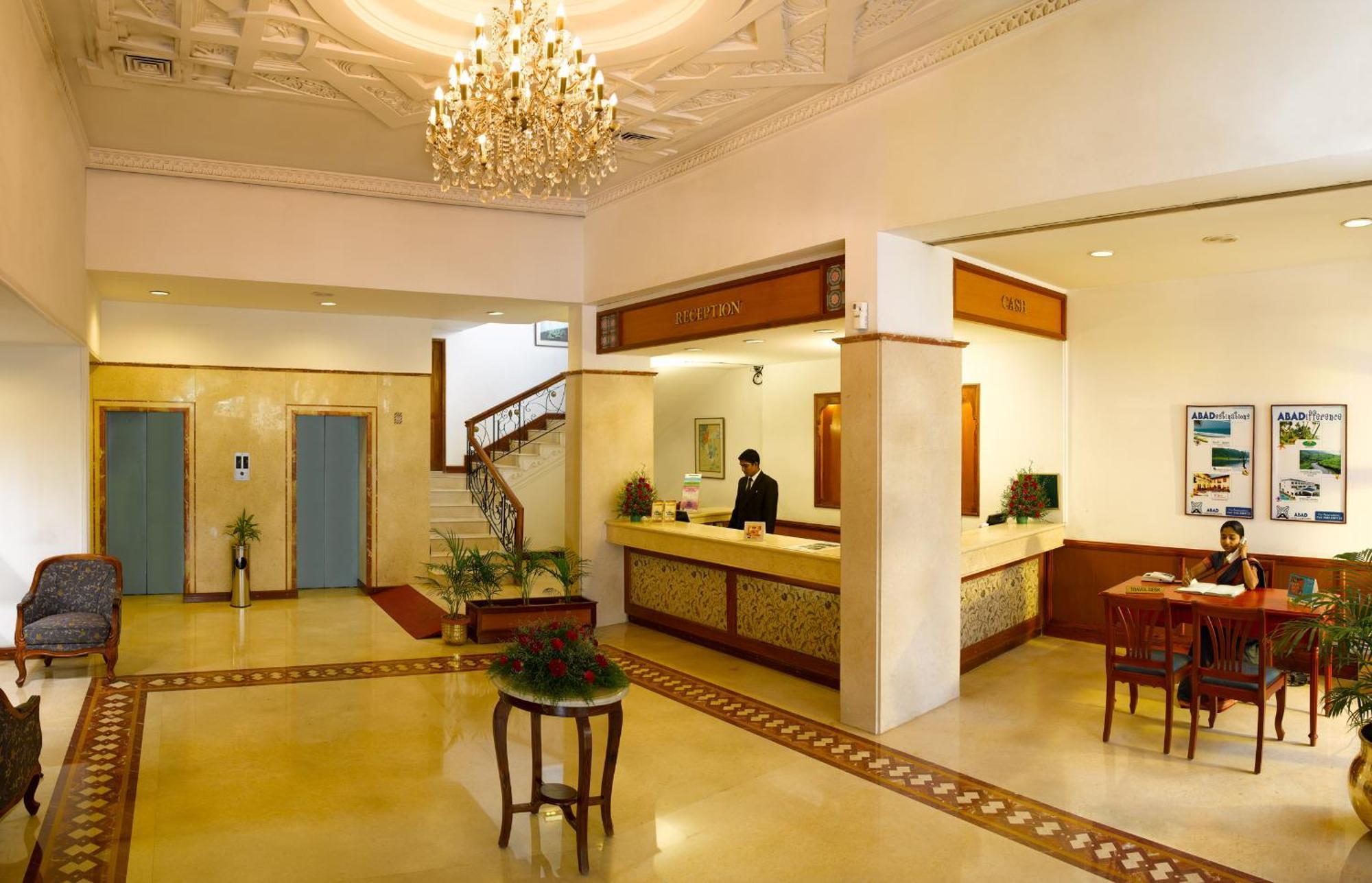Hotel Abad Plaza Kochi