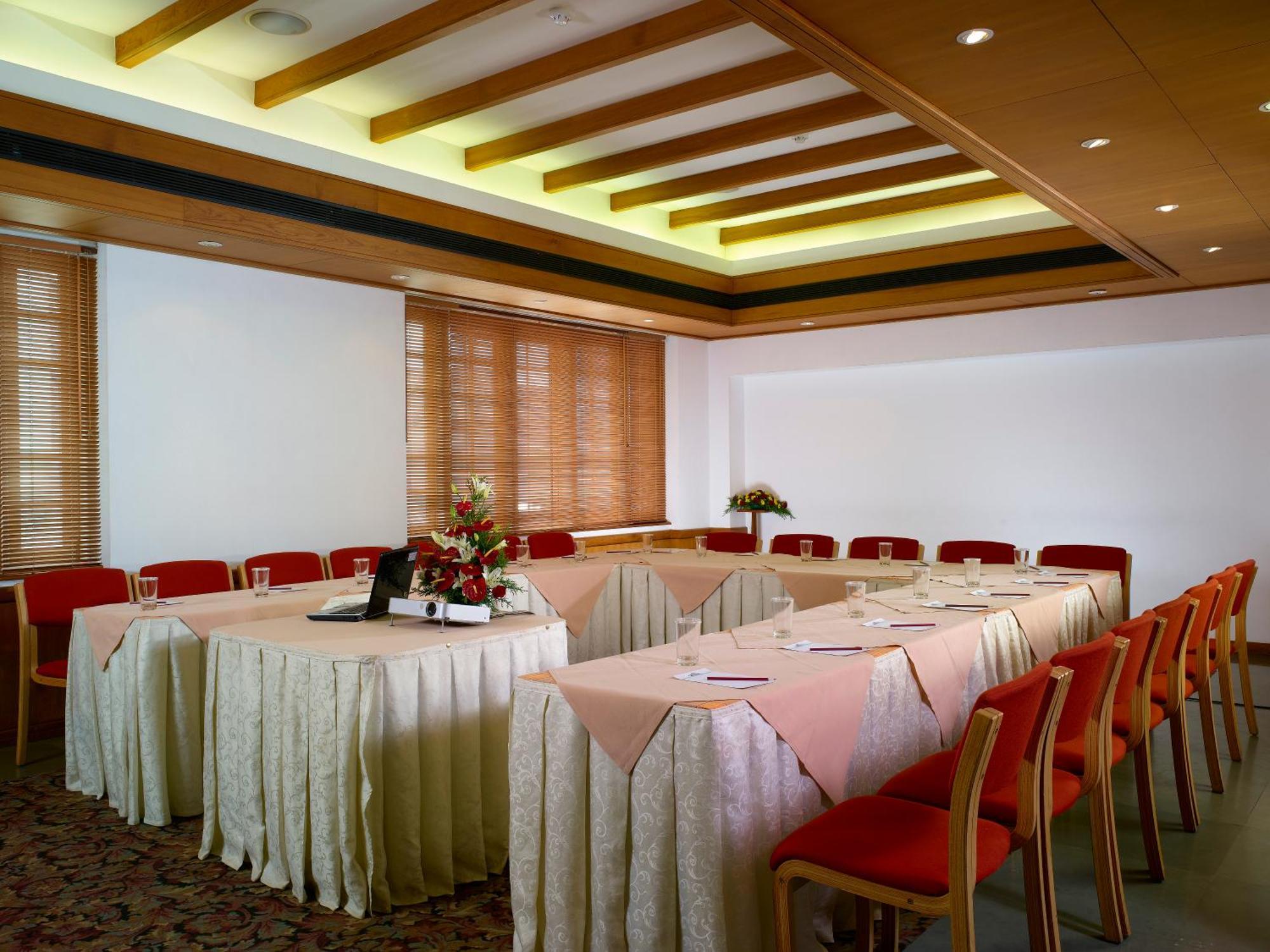 Hotel Grand Kochi