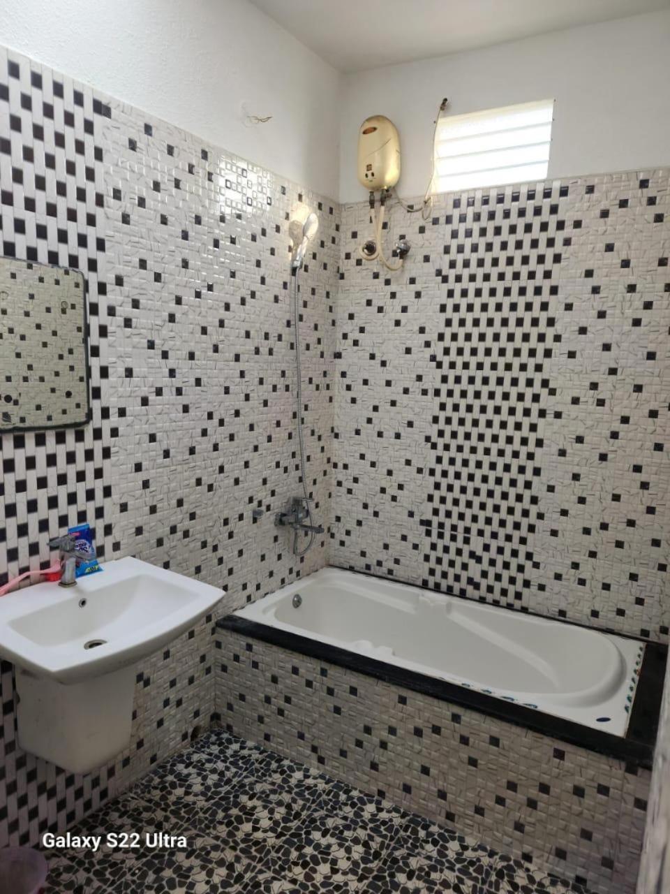 Jacobs Studio Apartment Kochi