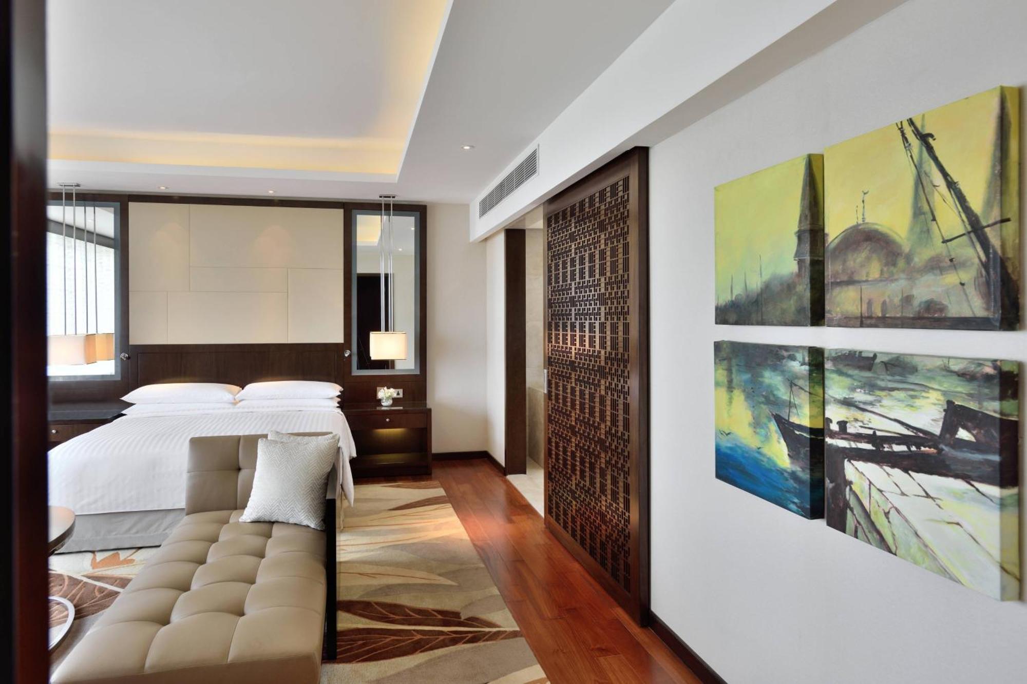 Marriott Hotel Kochi