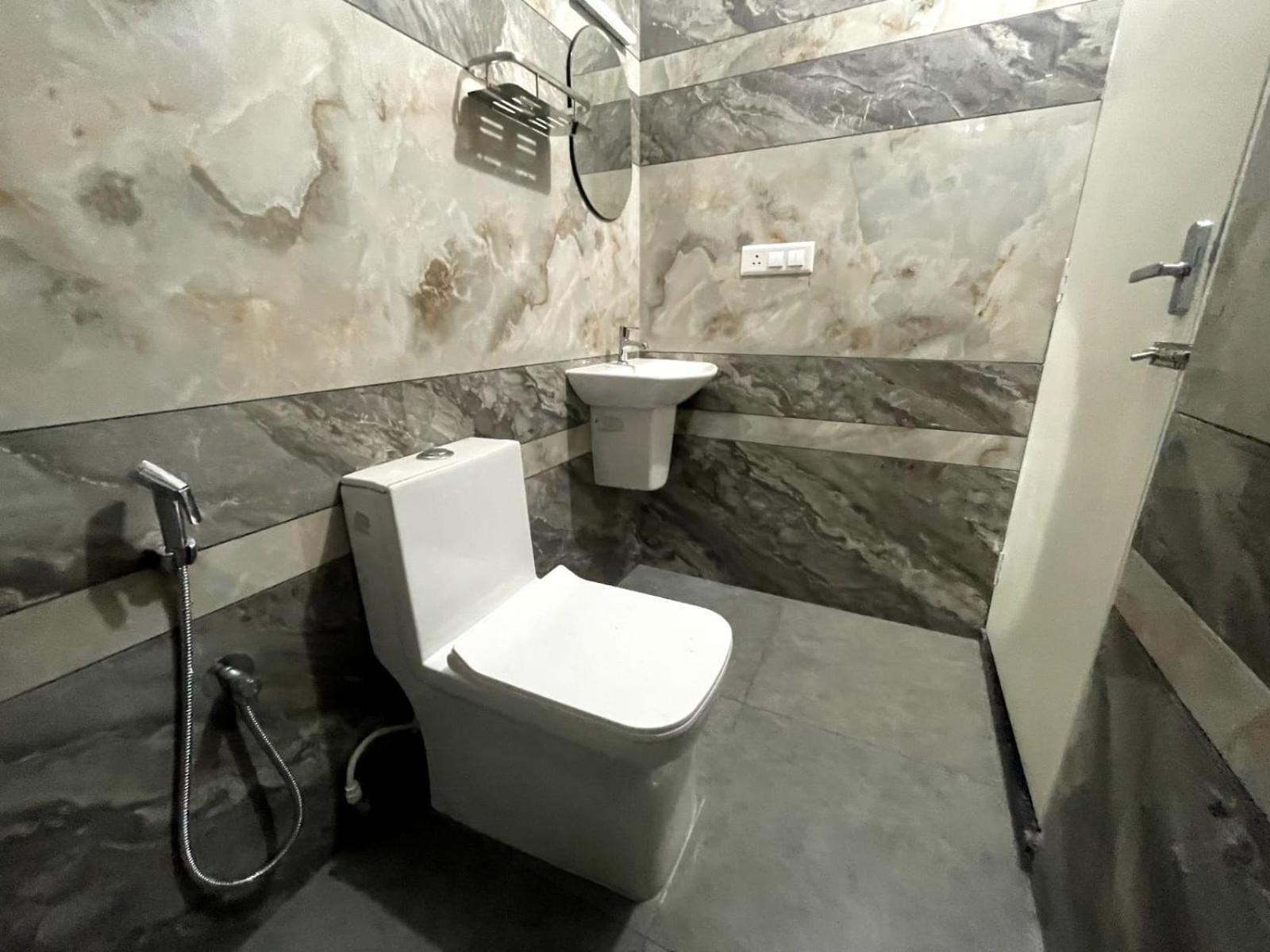 88 Homes Edappally Apartment *