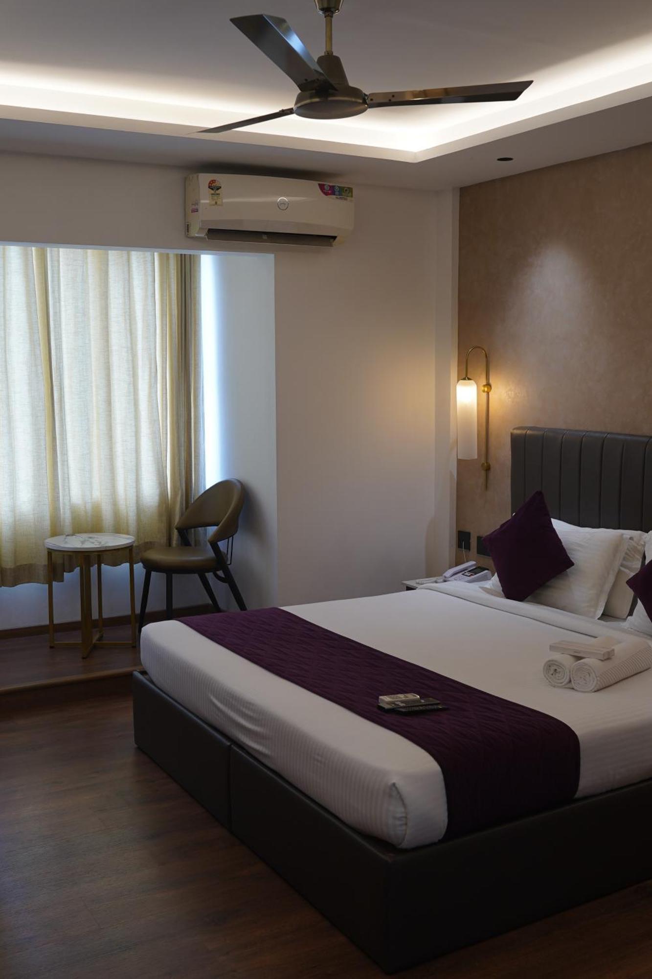 North Centre Hotel 3*