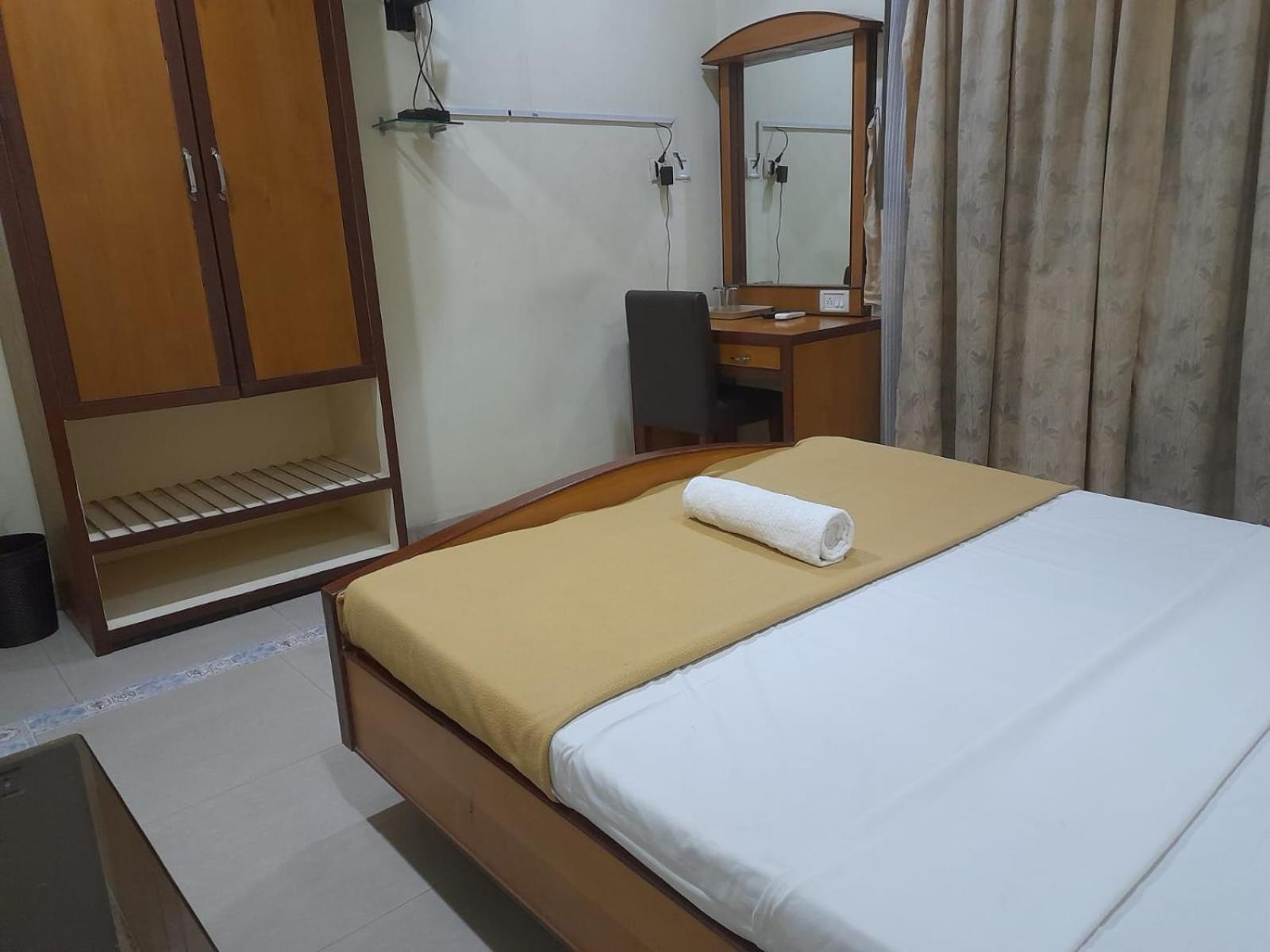 Dp Oberoi Residency *