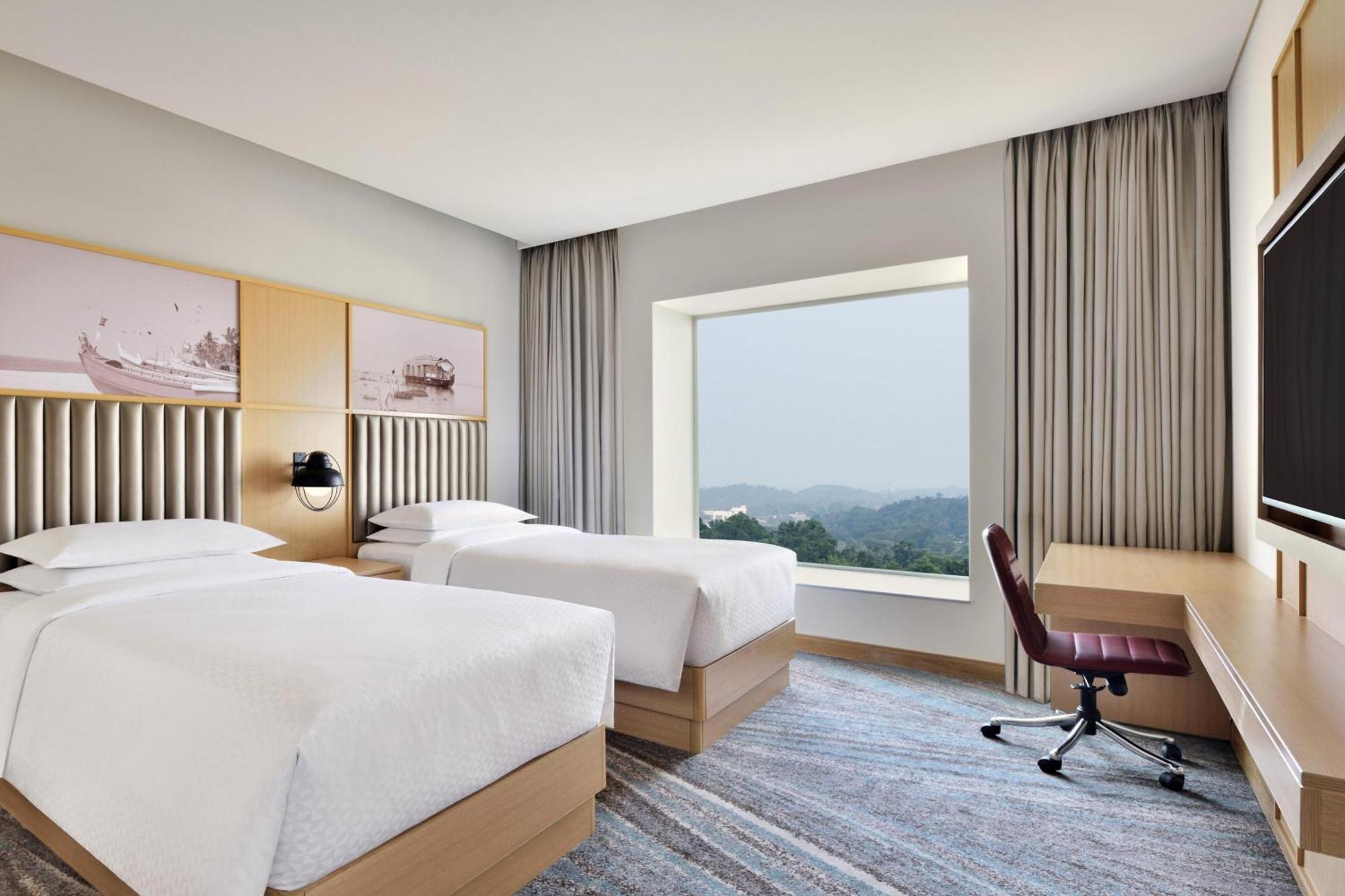 Four Points By Sheraton Infopark 5*