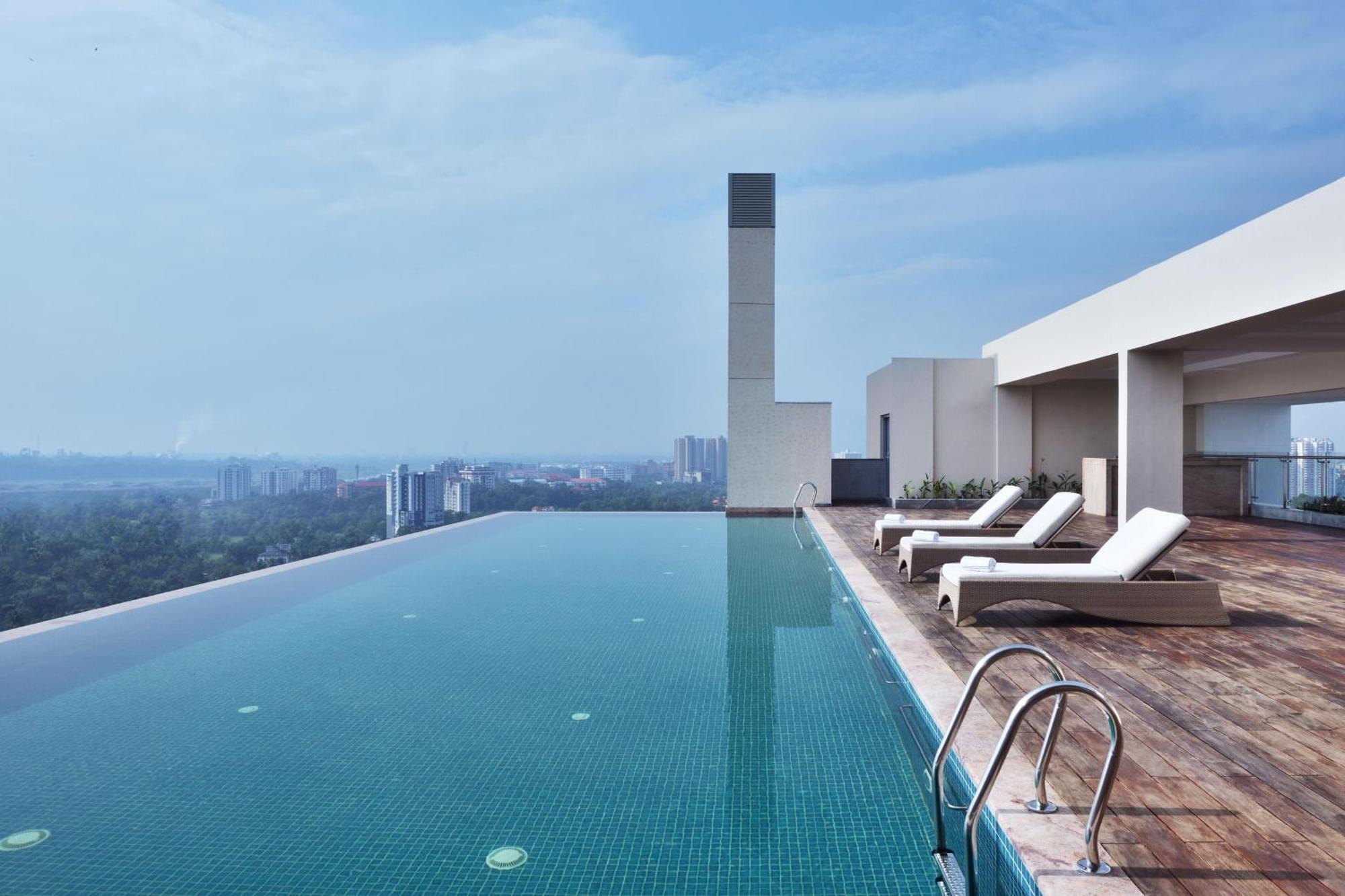 Four Points By Sheraton Infopark Hotel 5*