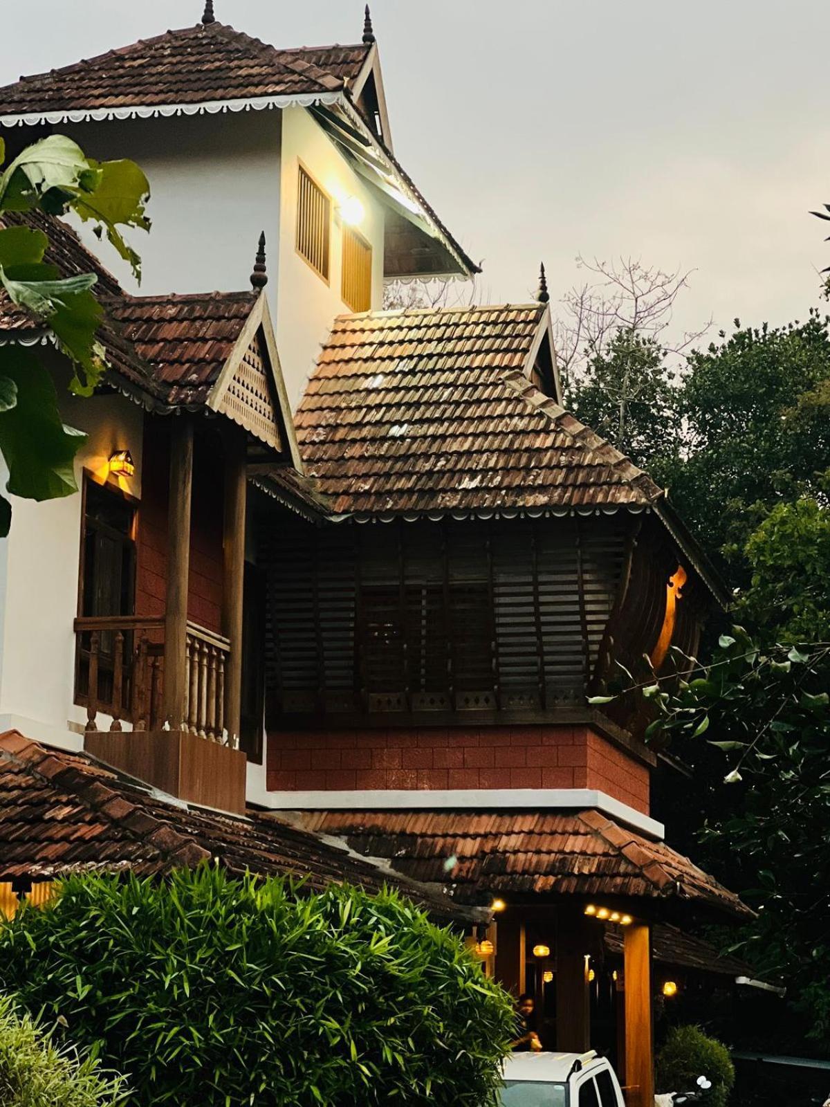 Aparthotel Vajra Ayurveda And Yoga Retreat Kochi