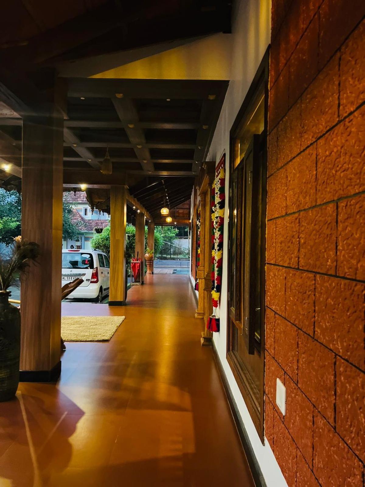 Vajra Ayurveda And Yoga Retreat *