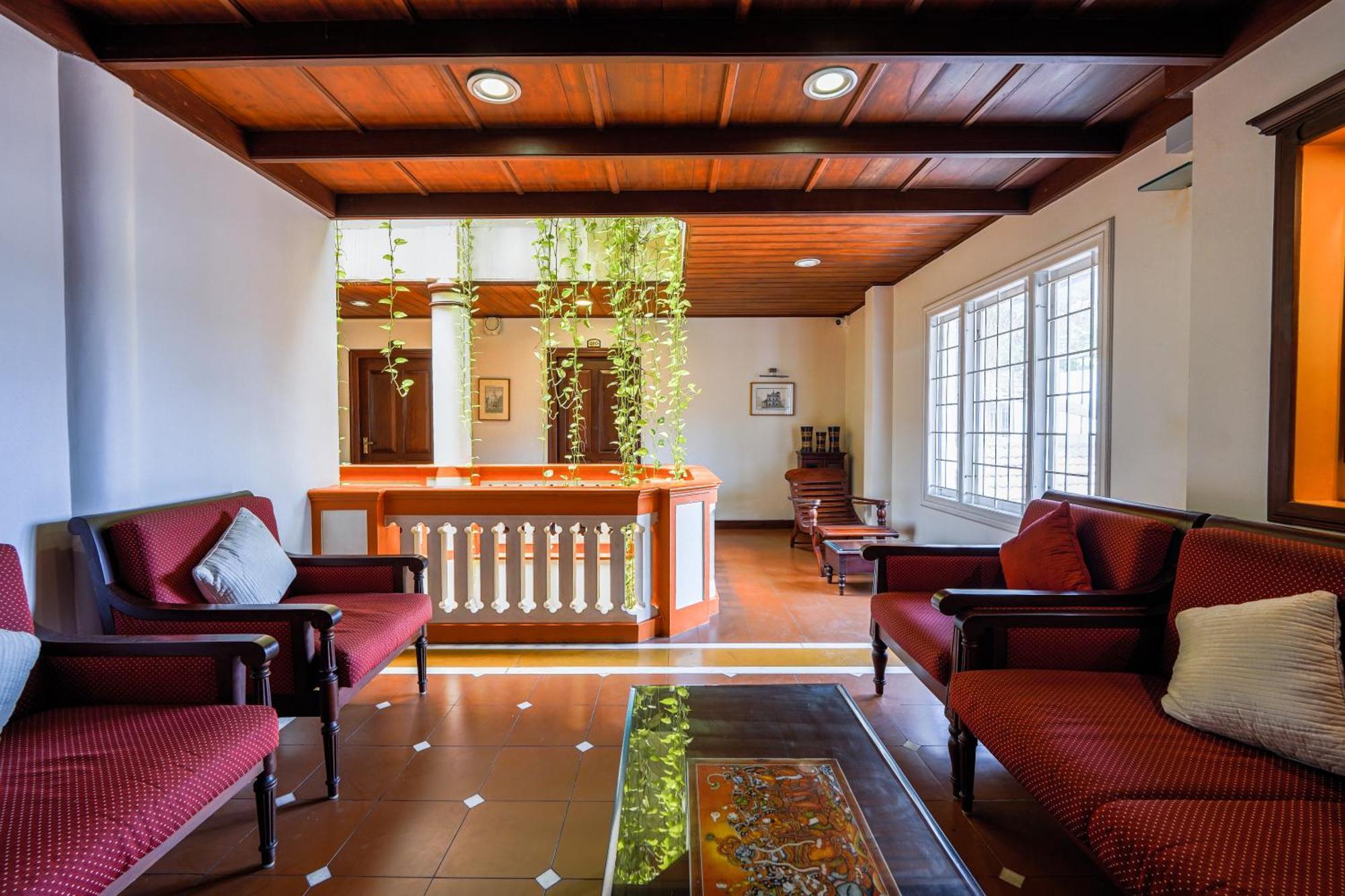 Hotel Arches 3*