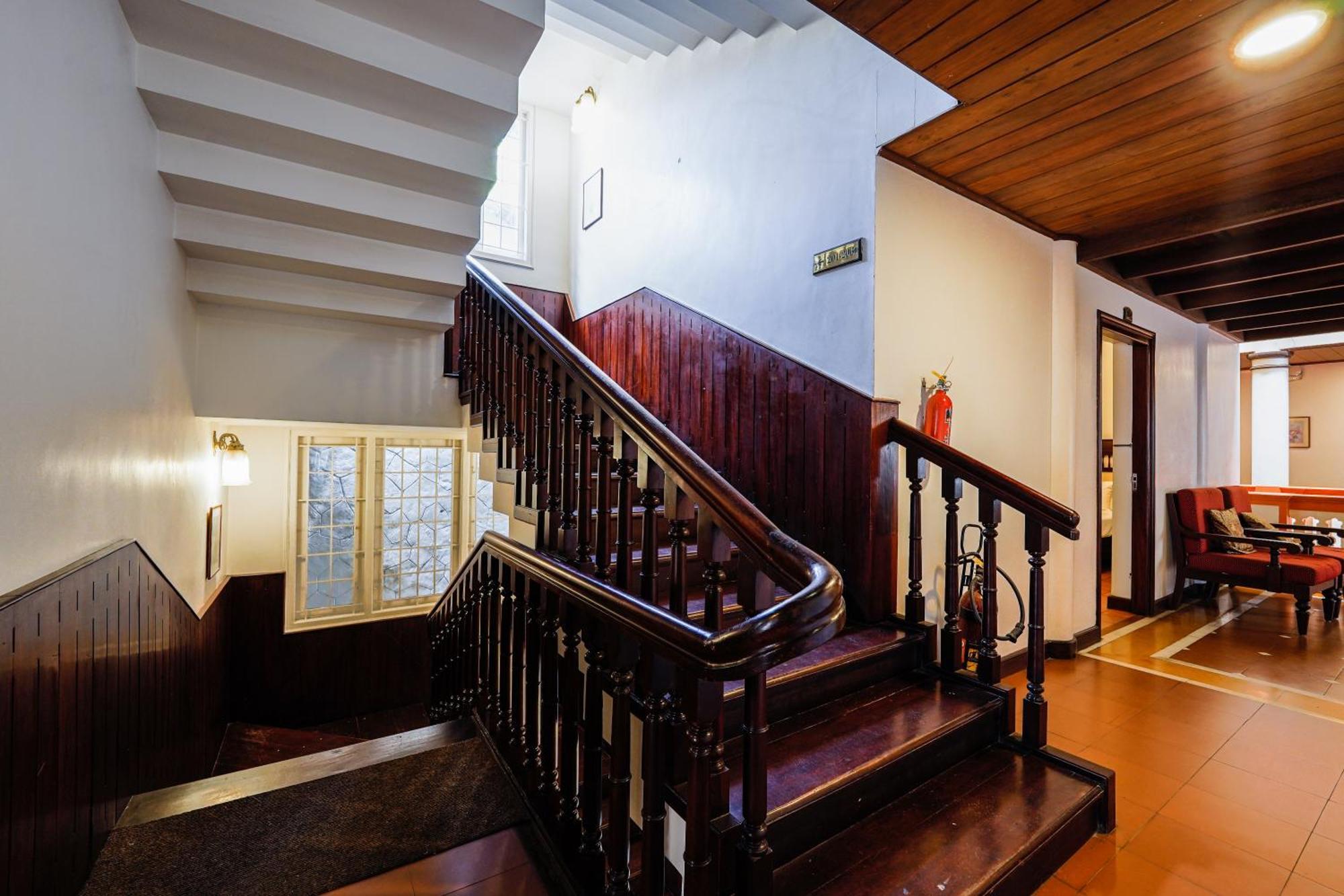 Hotel Arches