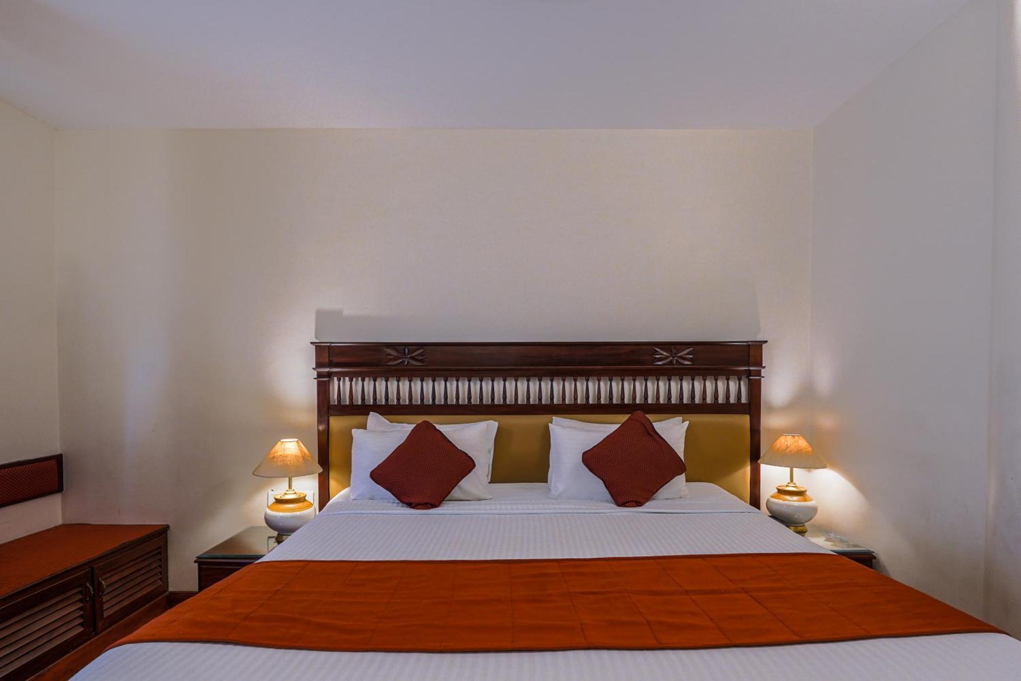 Hotel Arches 3*