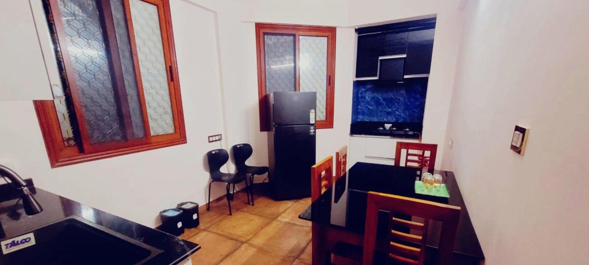 Apartment Oasis Homestay Kochi *