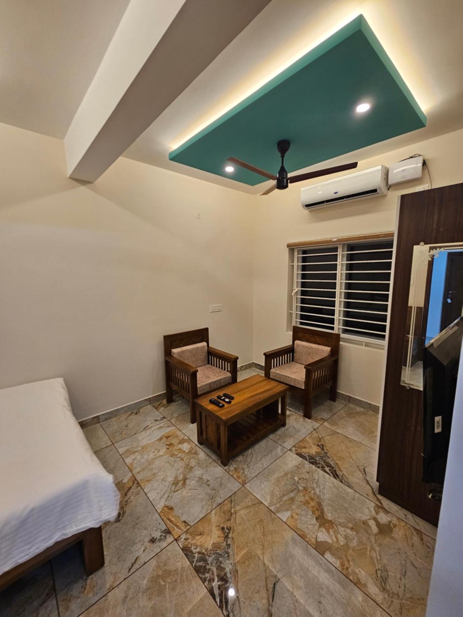 Olive Residence, Near Lakeshore Hospital Apartment Kochi