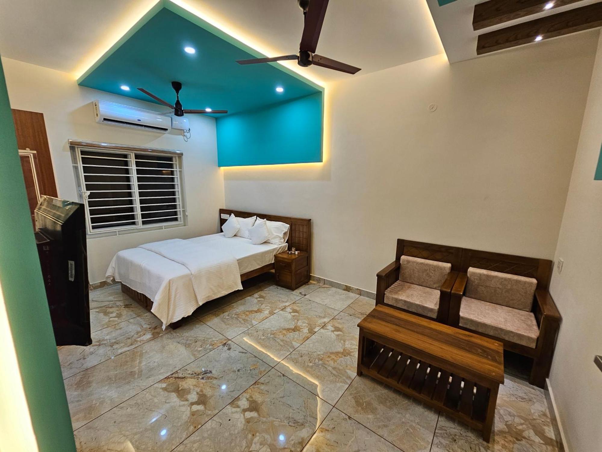Apartment Olive Residence, Near Lakeshore Hospital *