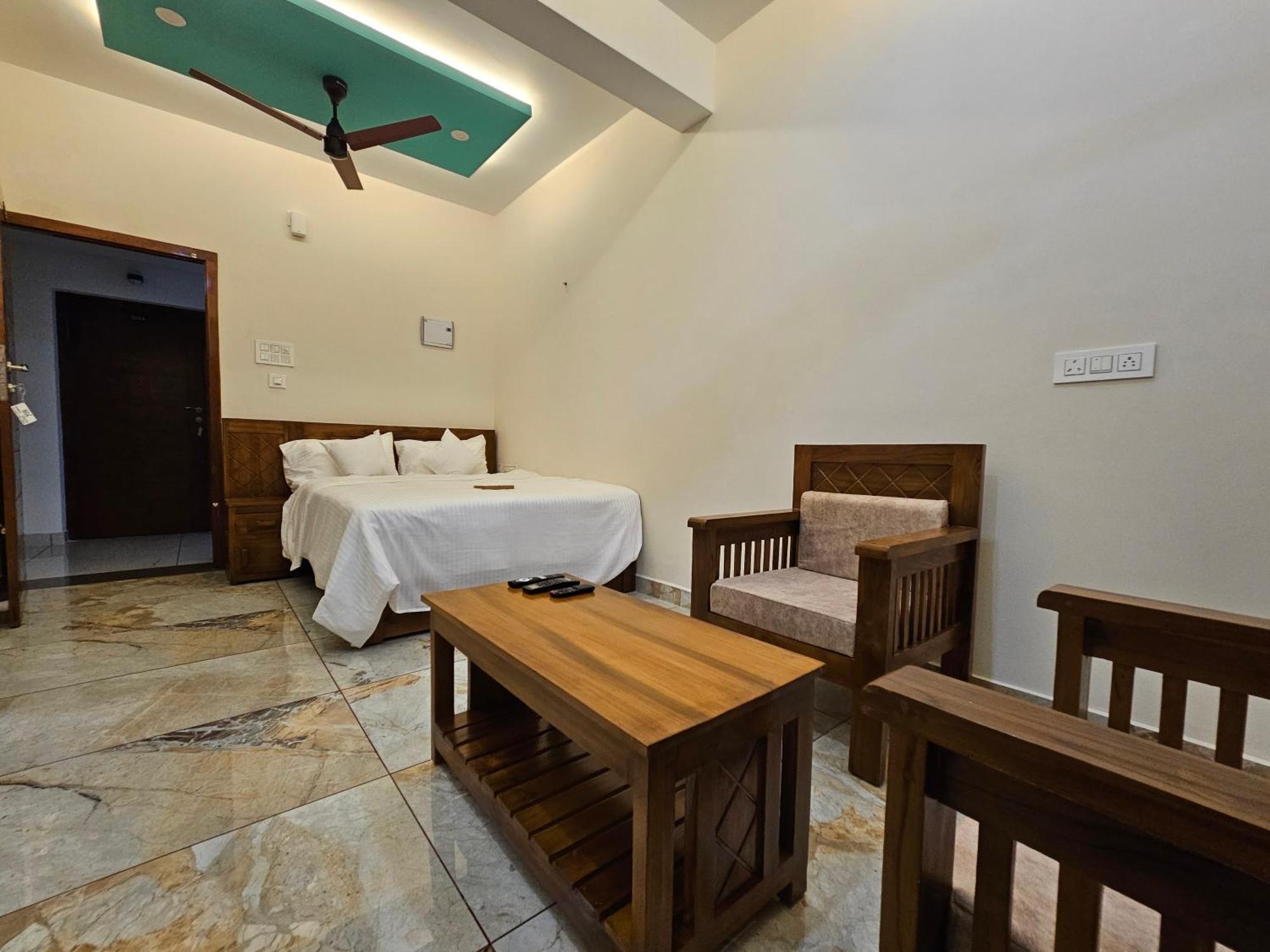 Olive Residence, Near Lakeshore Hospital Kochi