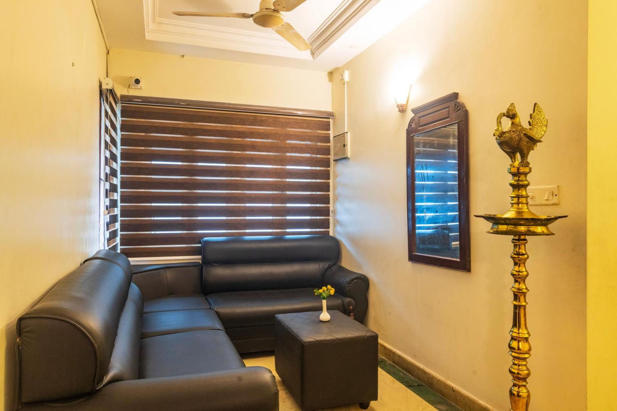 Archana Hotel Kochi
