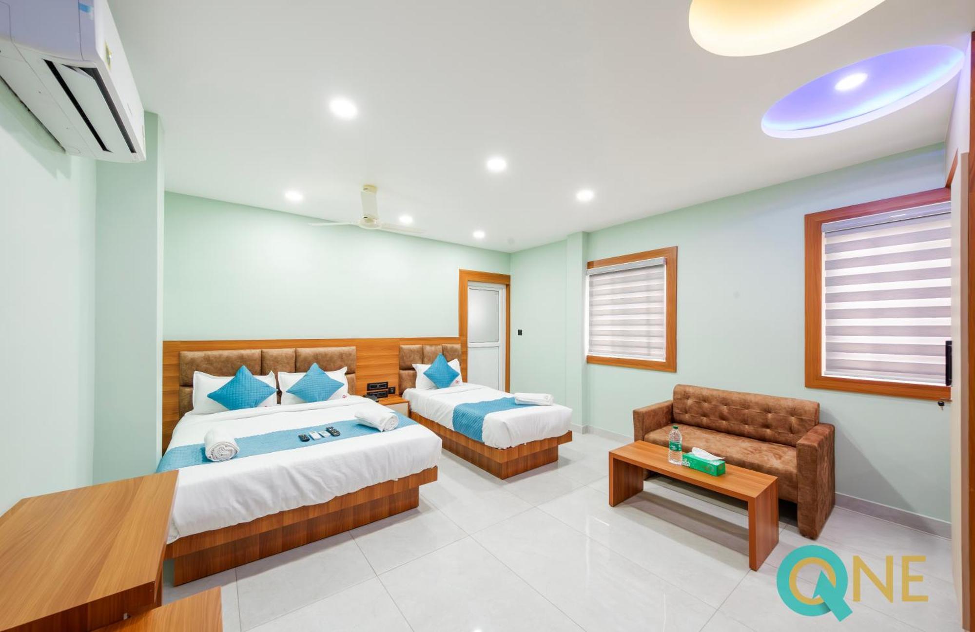 Hotel Q One Plaza Kochi