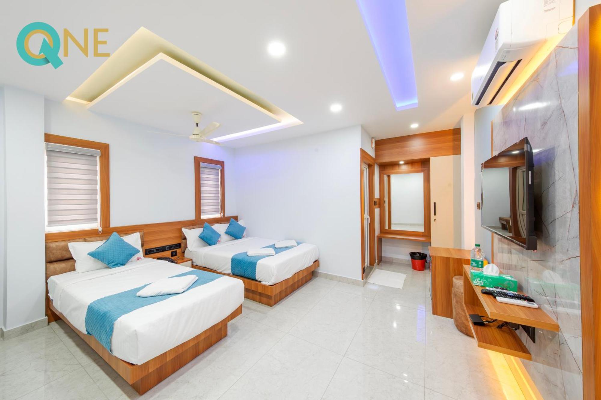 Hotel Q One Plaza 4*