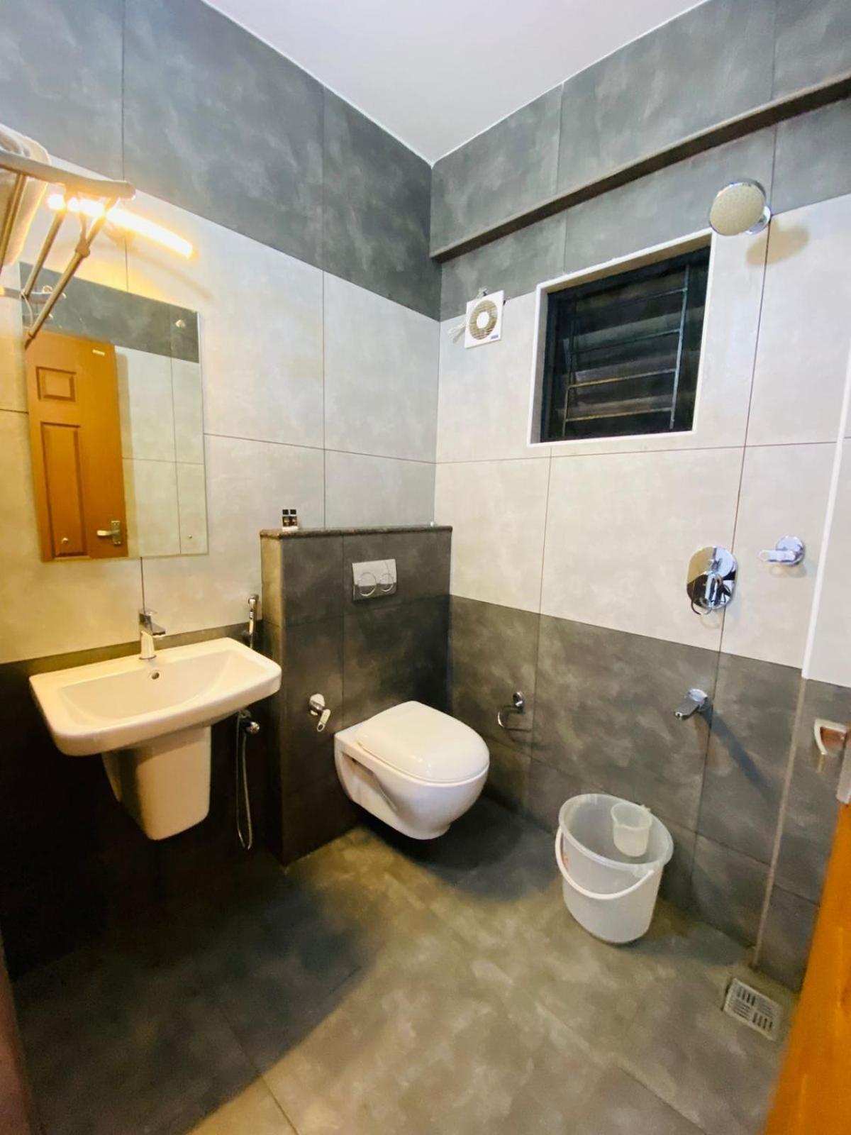 Hotel Nujoom & 3*
