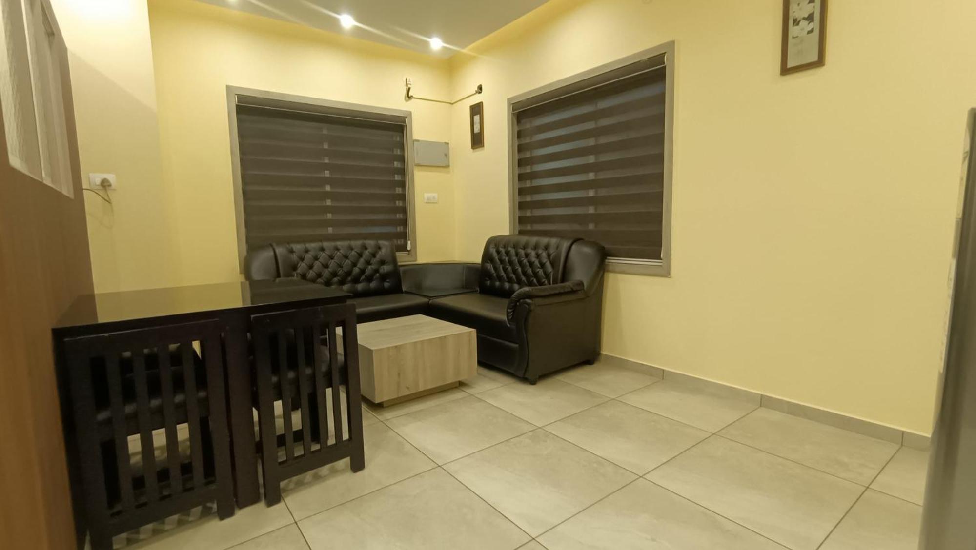 Sahara Apartment *