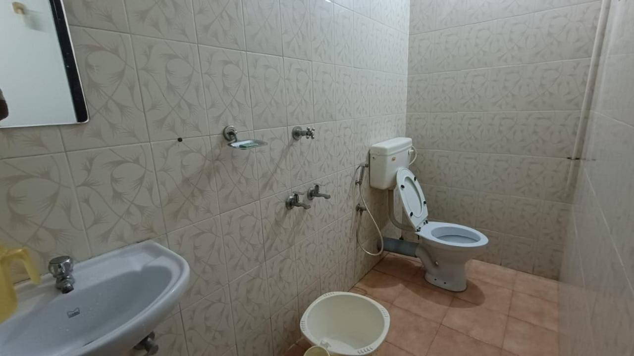 Apartment Sayyid Homes 3 Bhk Near Lulu Mall