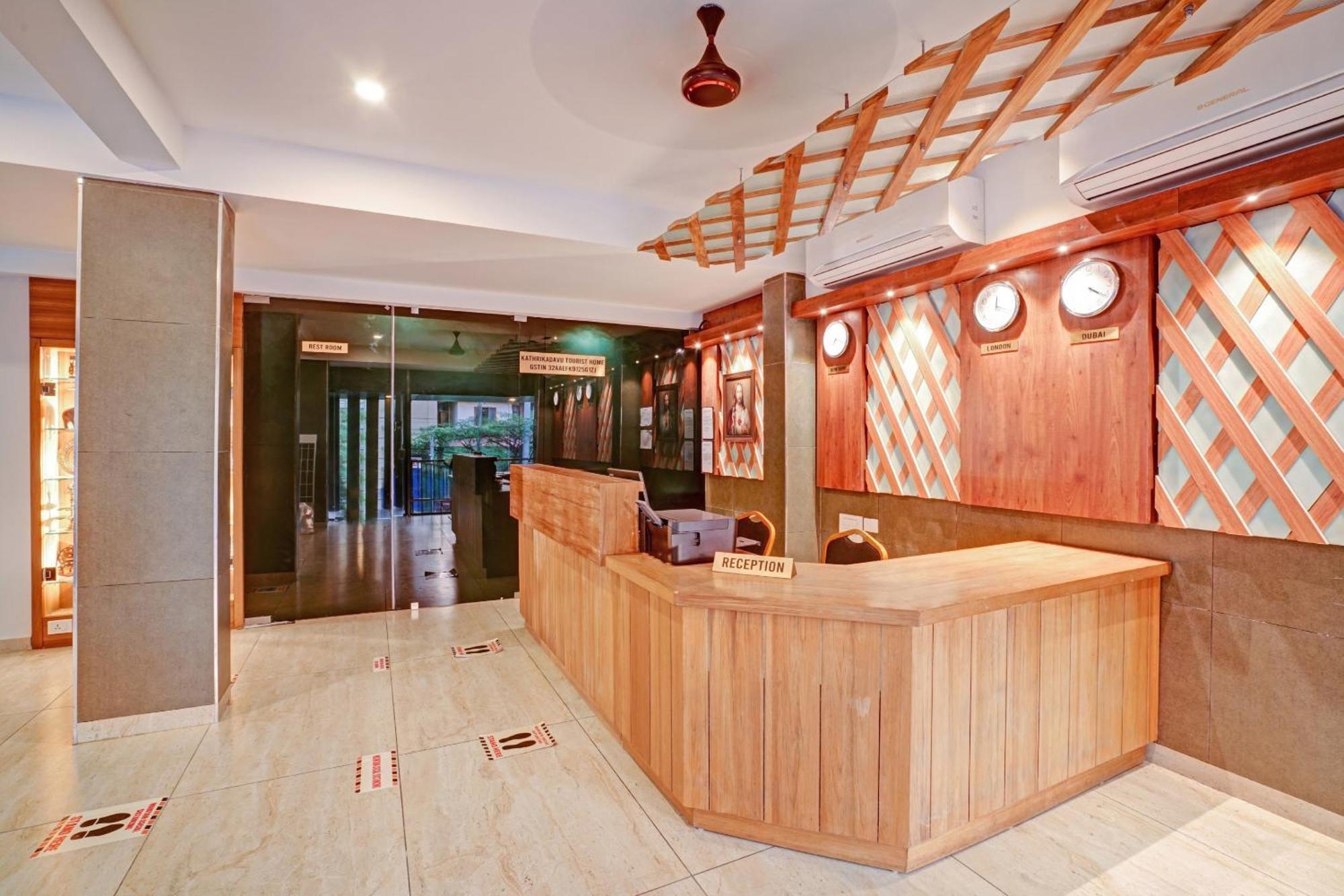 Super Townhouse Edasserys Sea Pearl 4*