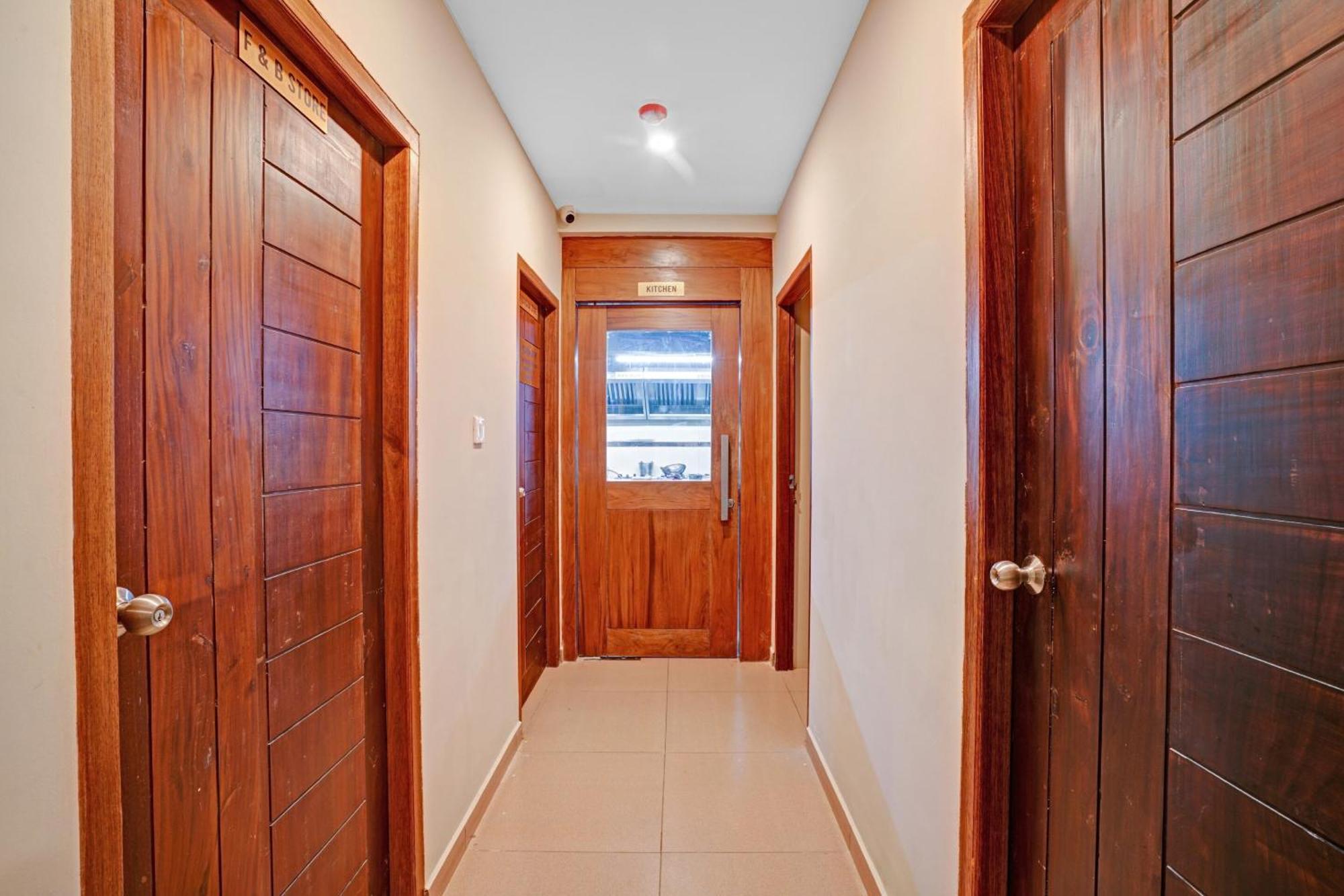 Super Townhouse Edasserys Sea Pearl 4* Kochi