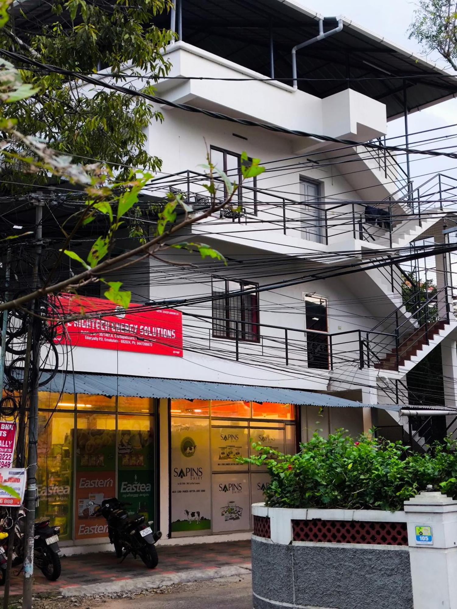 Hostel Stayzo Kochi