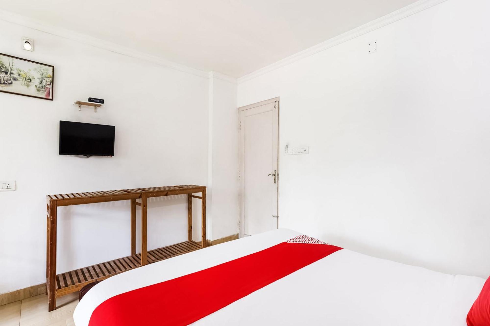 Hotel O Oval Retreat