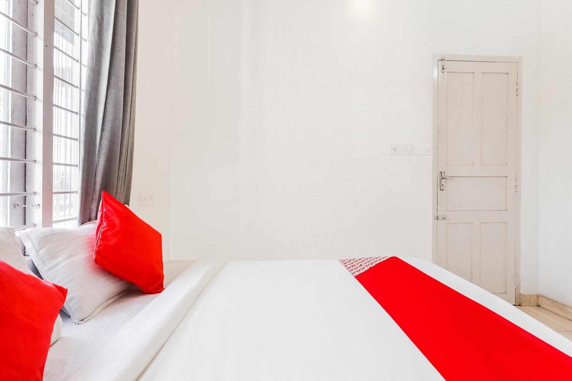Hotel O Oval Retreat Kochi