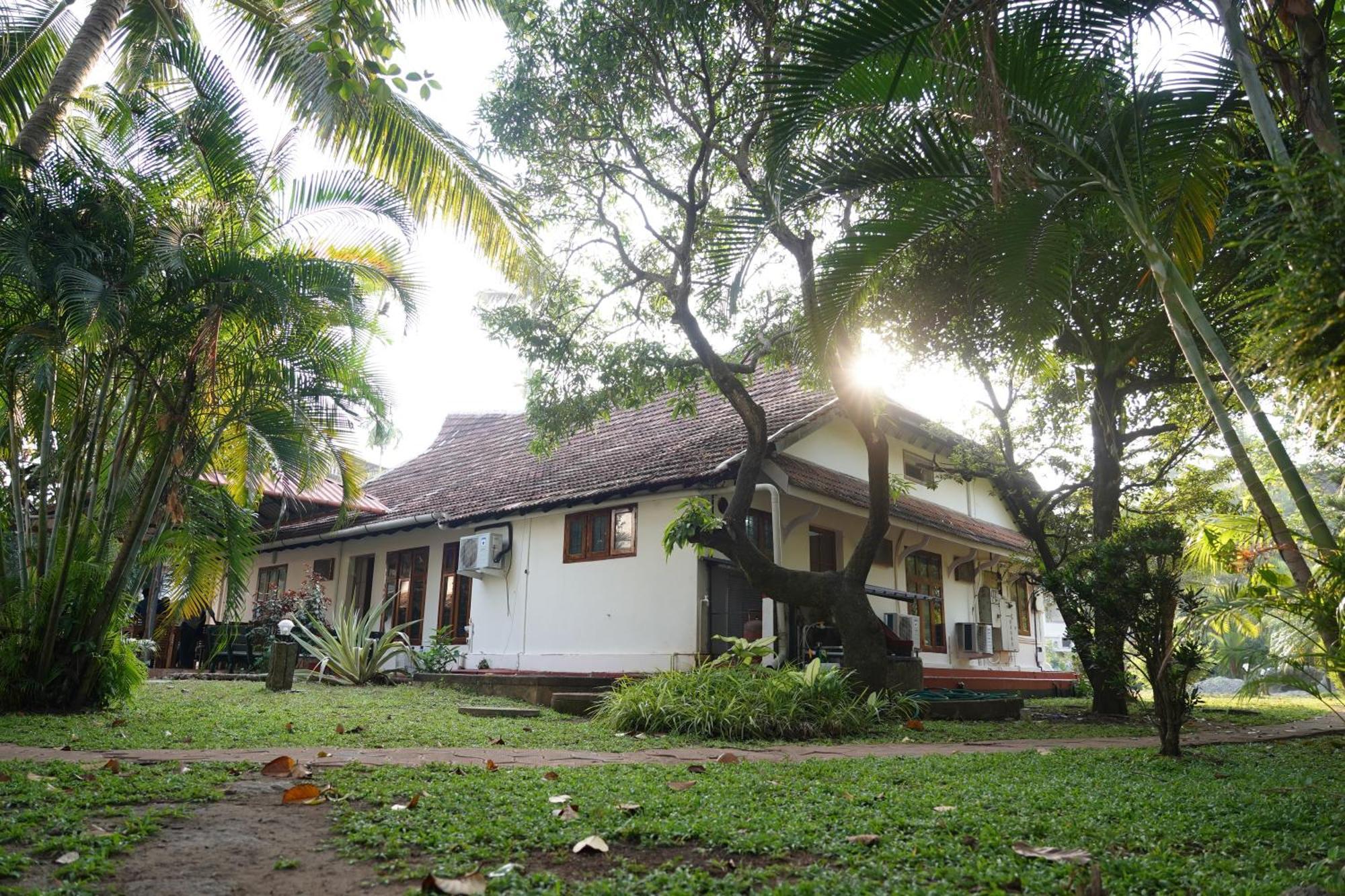 Hotel Alfred Place Kochi
