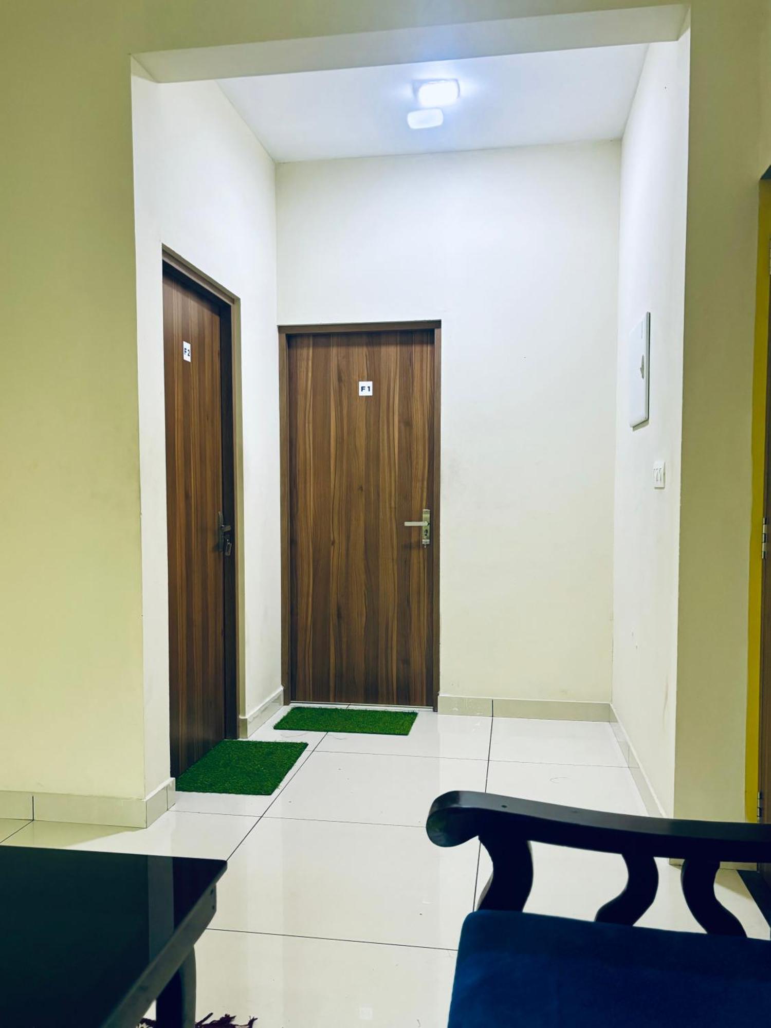 Hotel Uniro & Packages Kochi