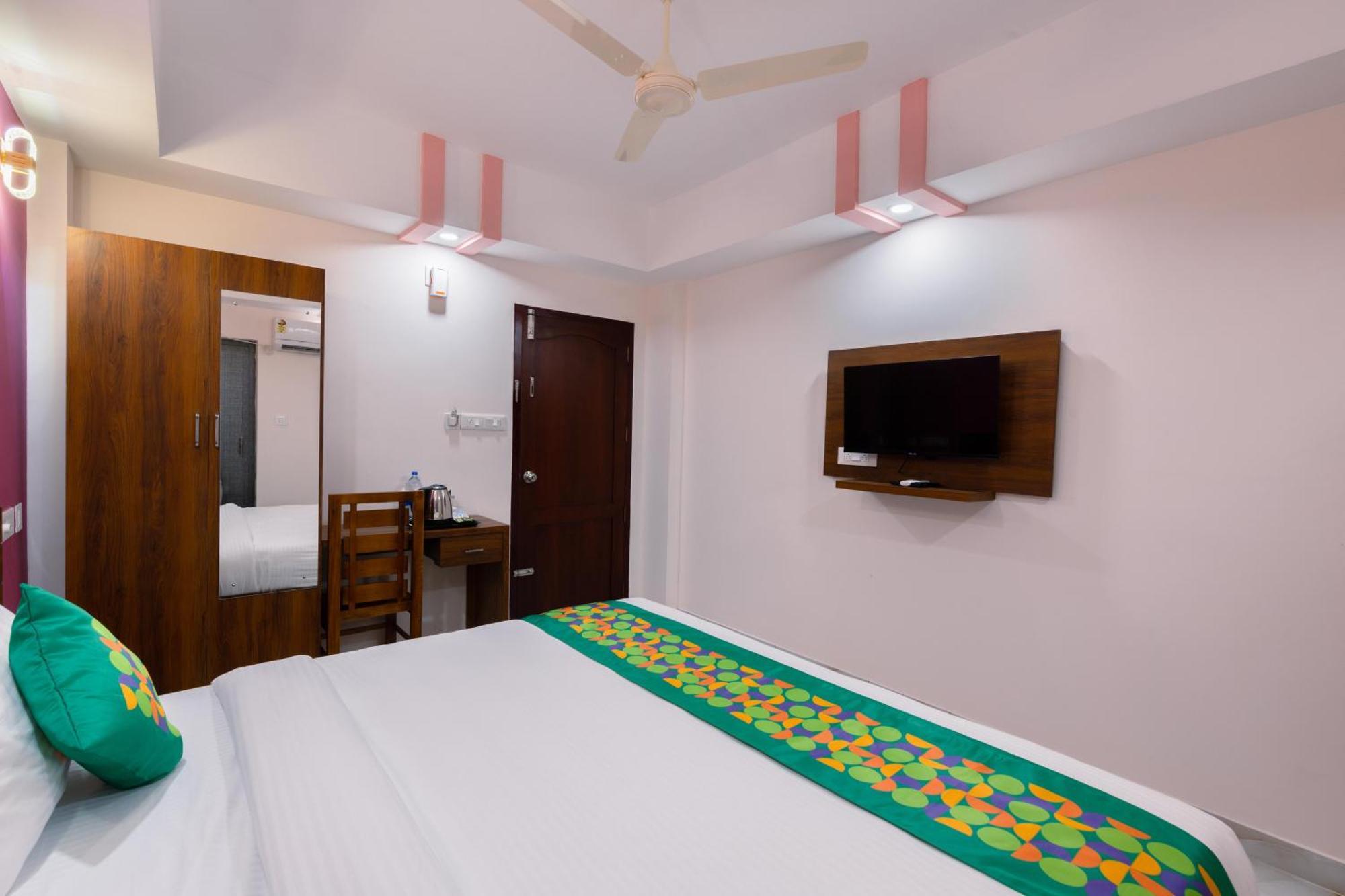 Treebo Airsuite Airport Hotel