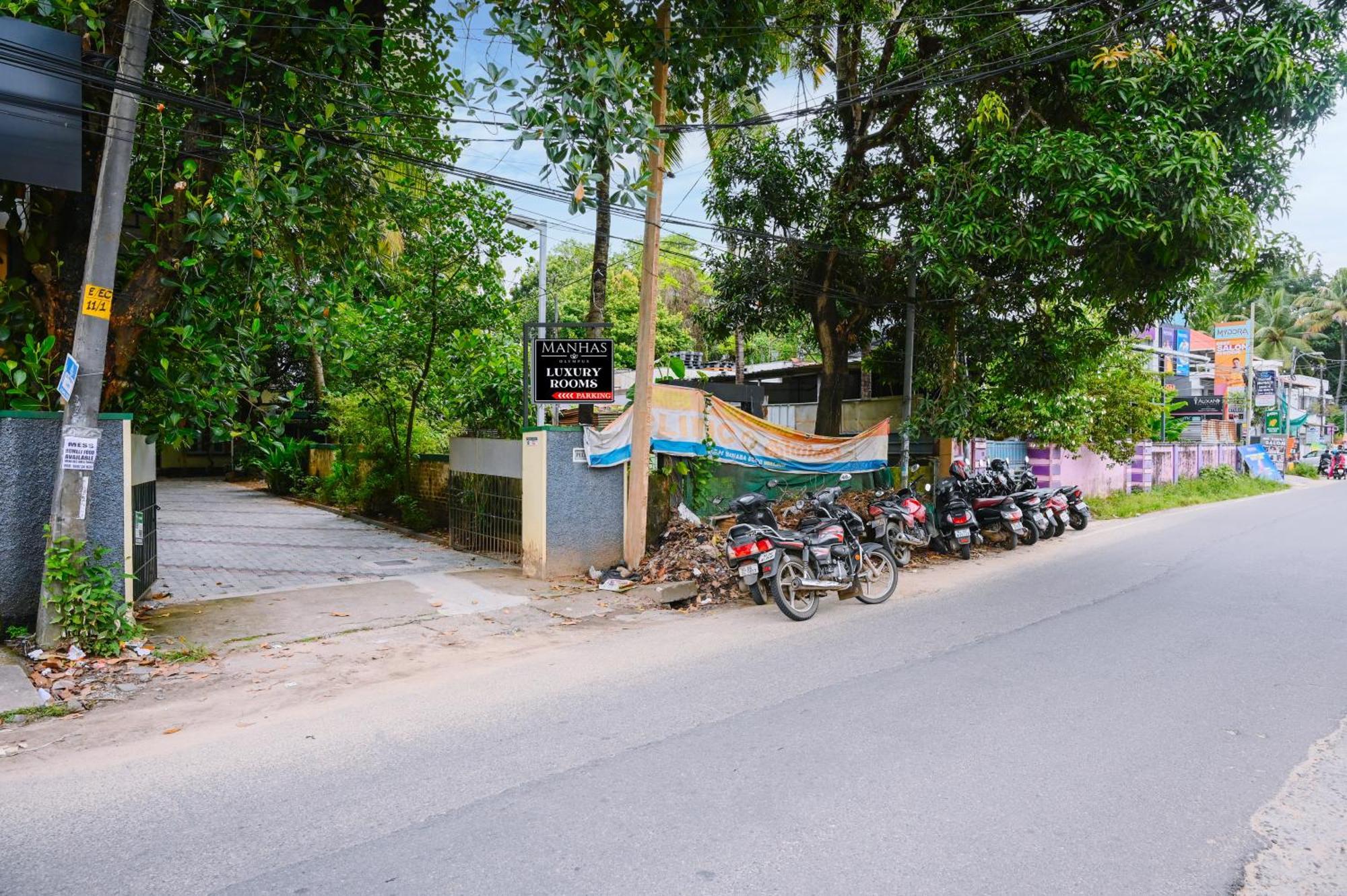 Manhas Olympus Hotel *