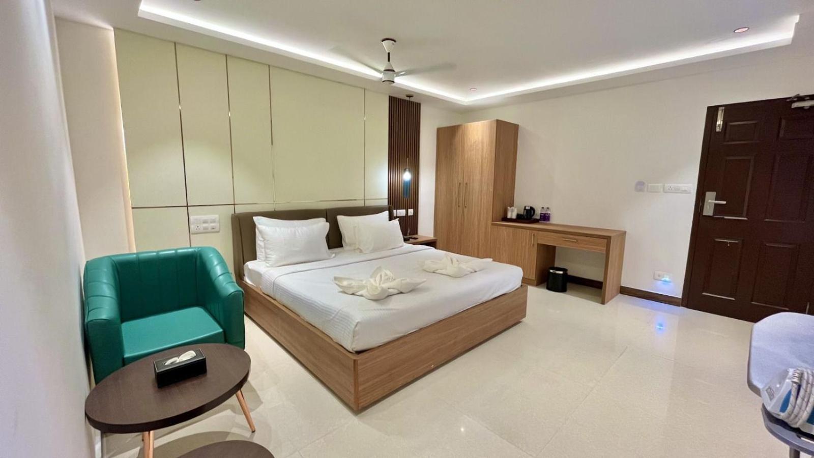Pearl Palace Kochi