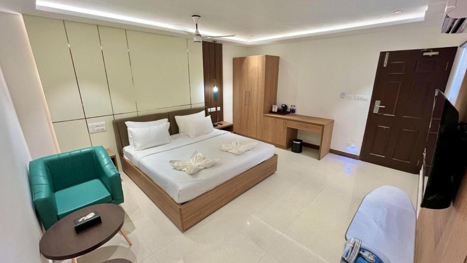 Pearl Palace