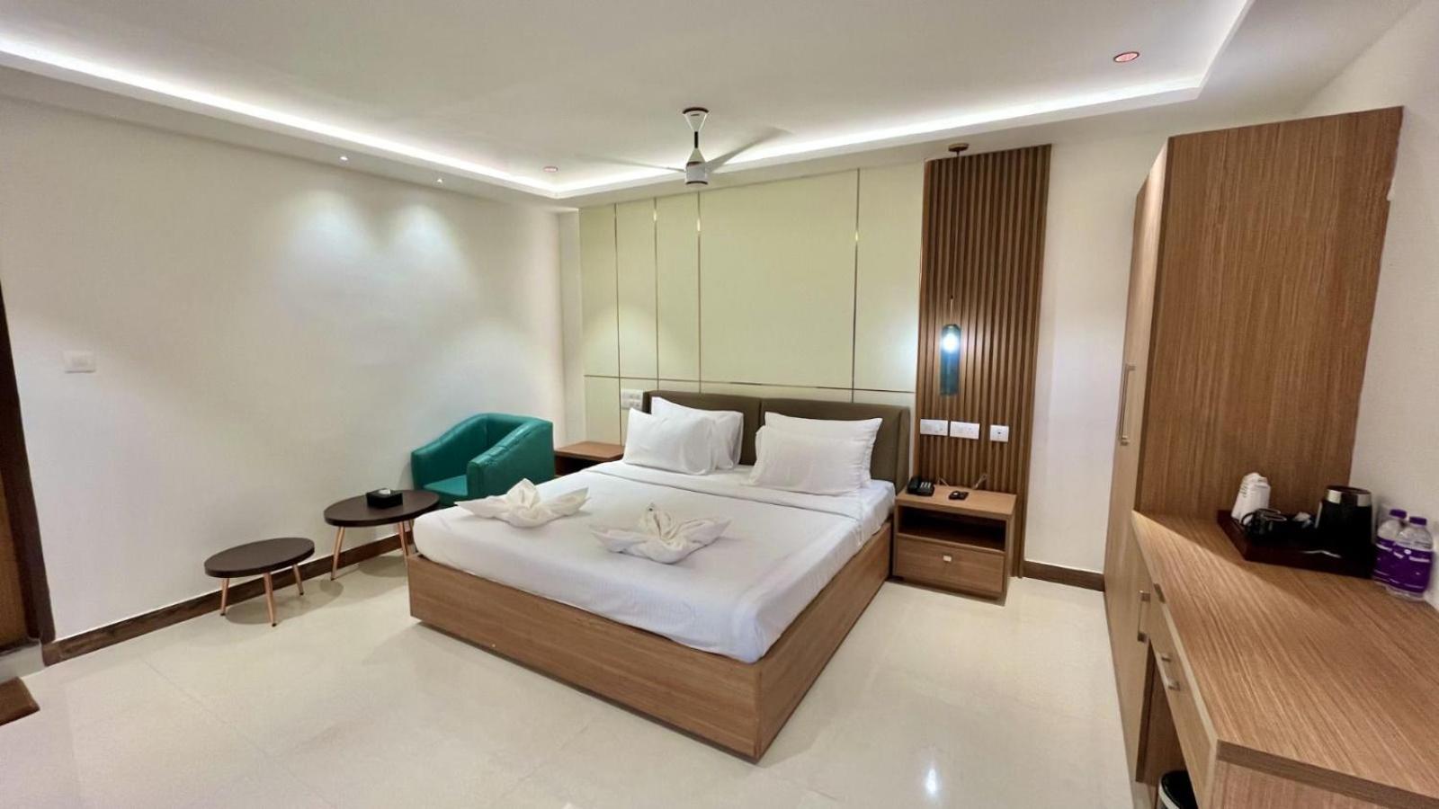 Hotel Pearl Palace 3*