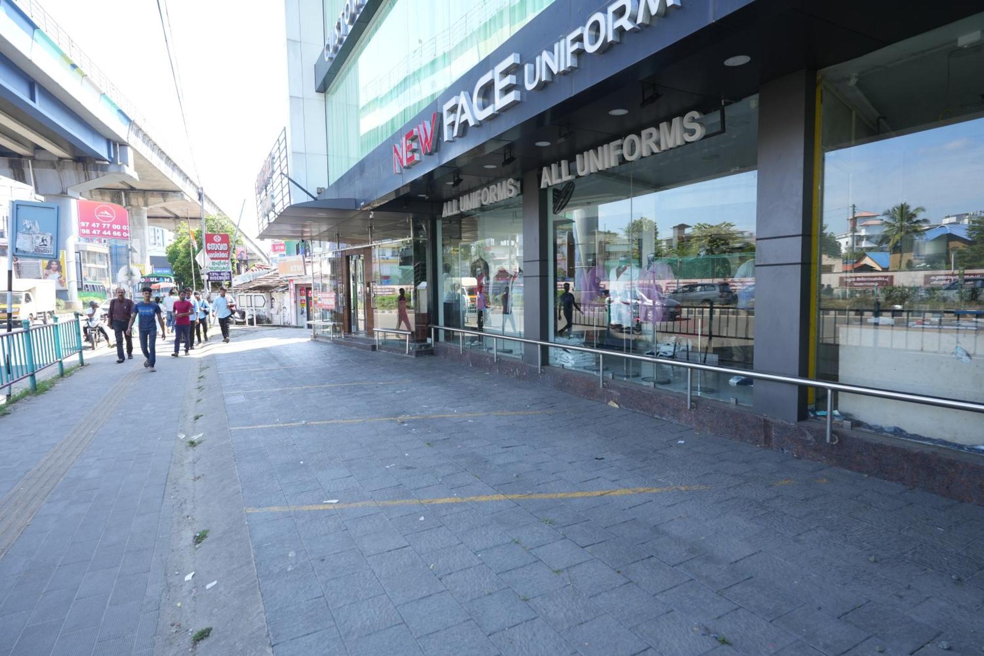 Amsher Suit Lulu Mall Road 3* Kochi