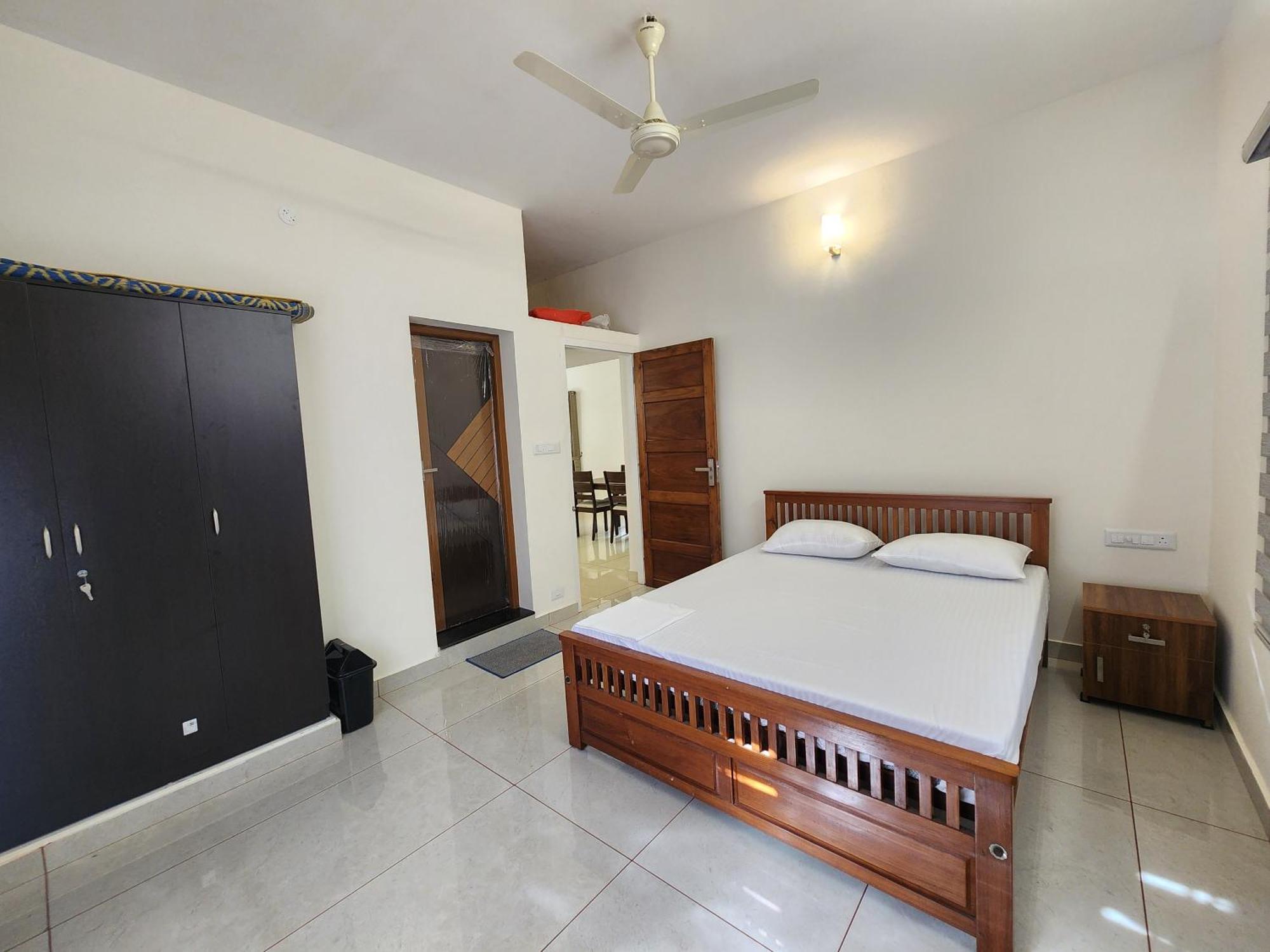 Apartment Reymah Homes Family Bookings Only
