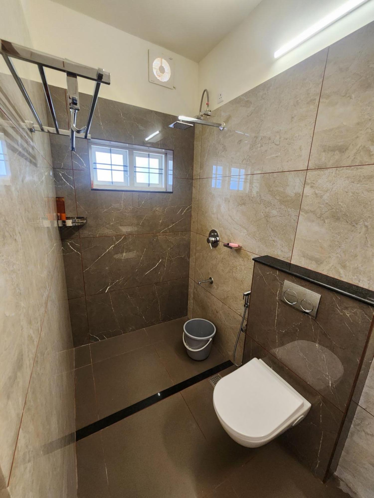 Reymah Homes Family Bookings Only Apartment