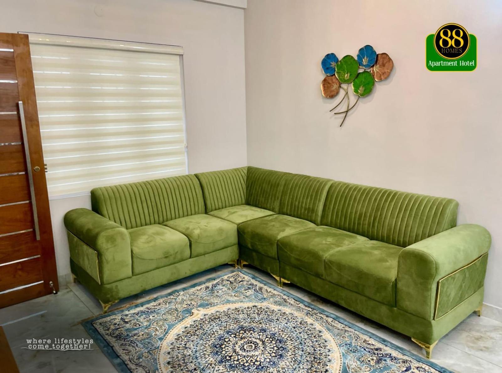 88 Homes Near Lulu Mall Apartment *