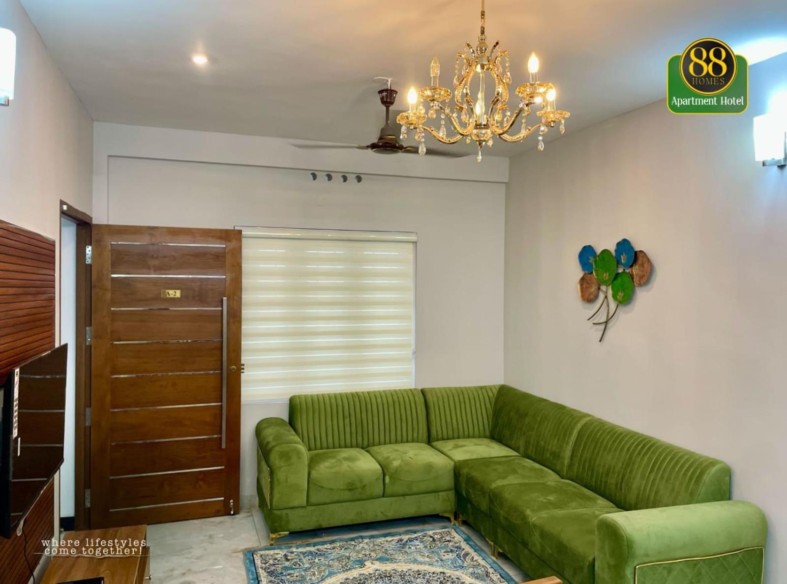 88 Homes Near Lulu Mall Apartment *