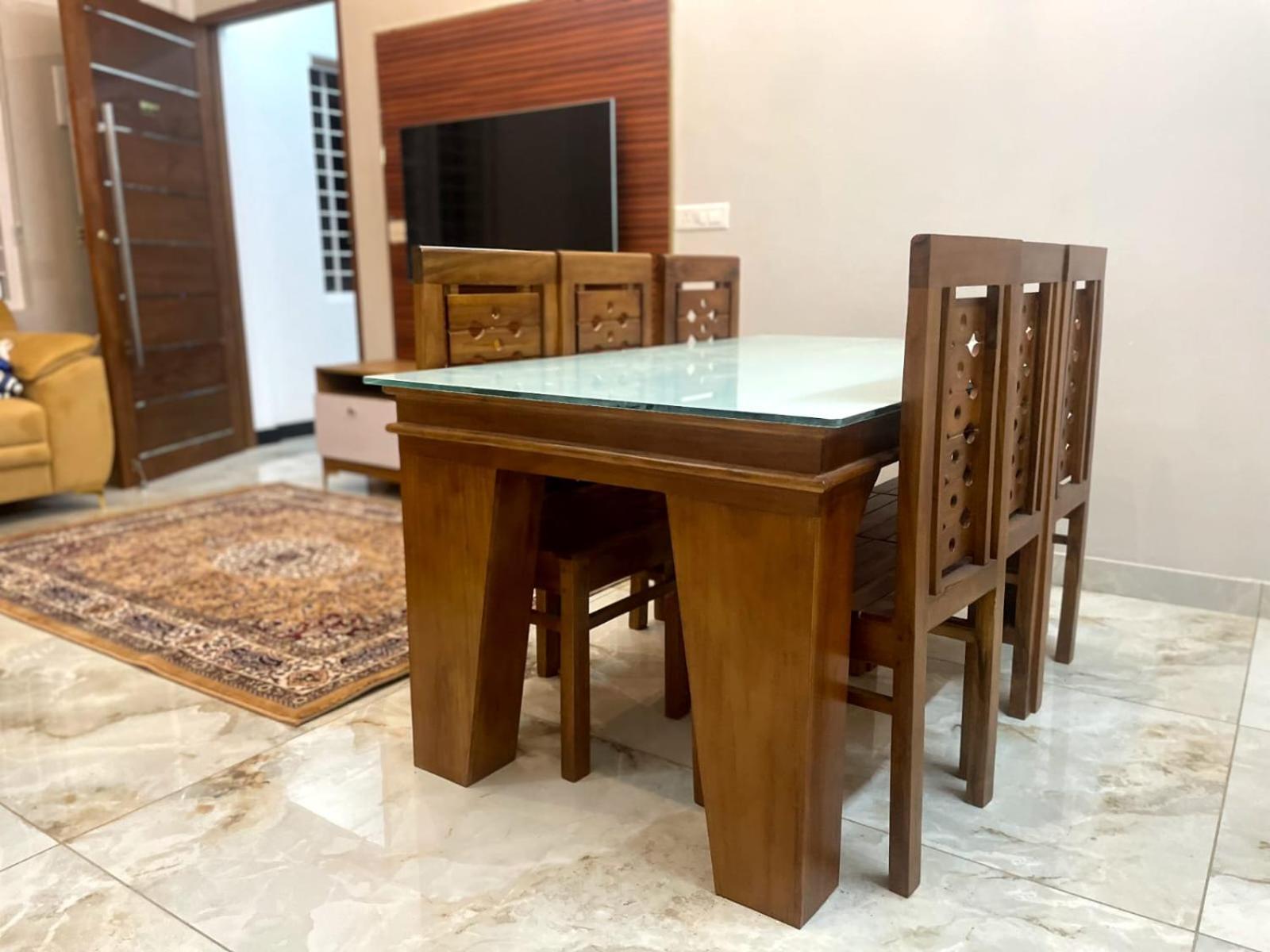 88 Homes Near Lulu Mall * Kochi