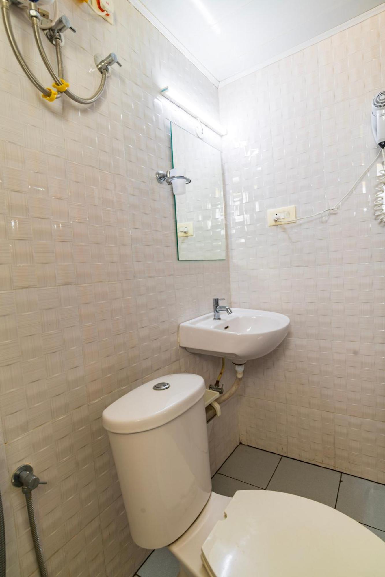 Sancta Maria Airport Hotel
